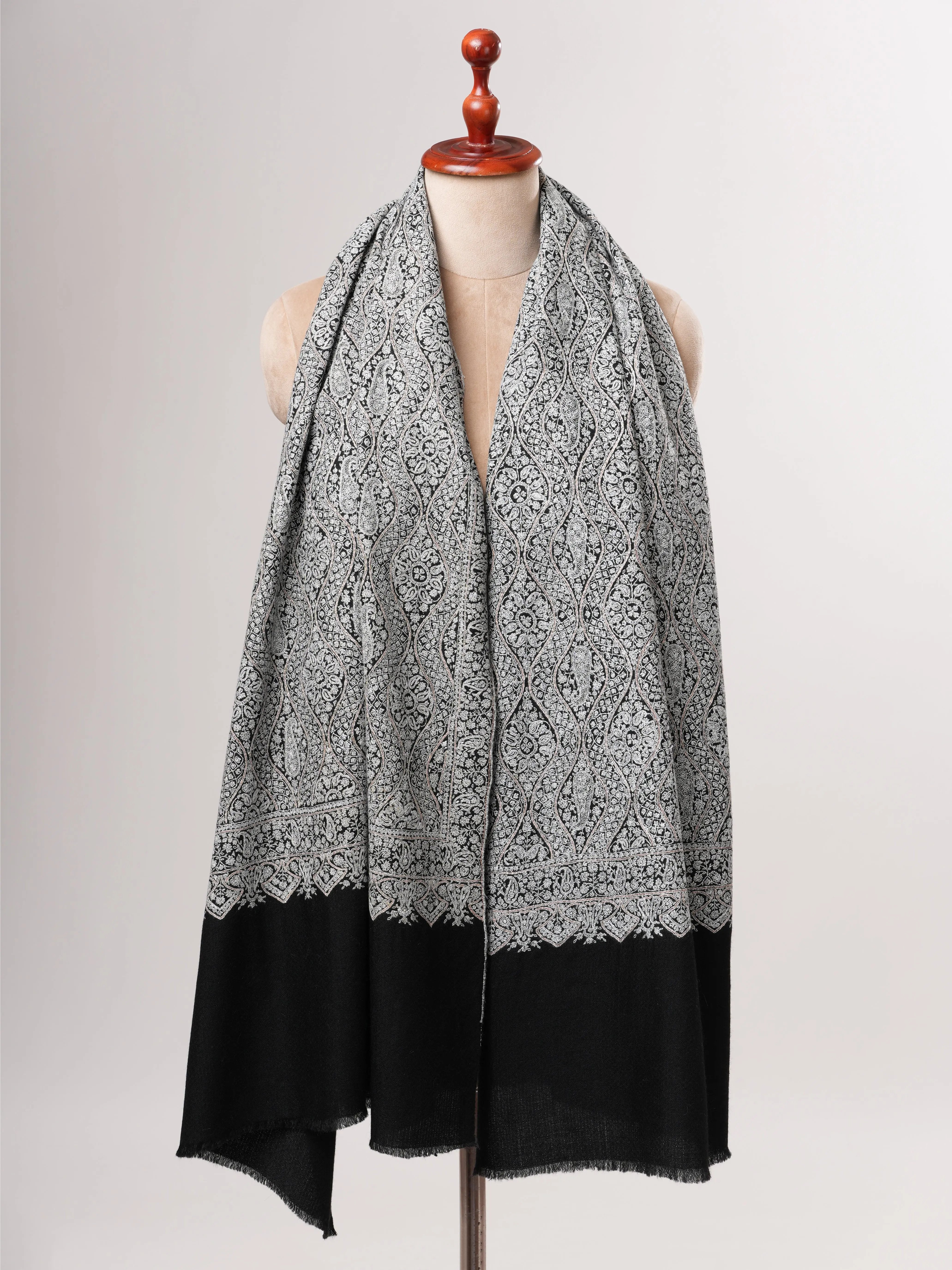 Black Sozni Embroidered Kashmiri Pashmina Jamavar Shawl Shahkaar