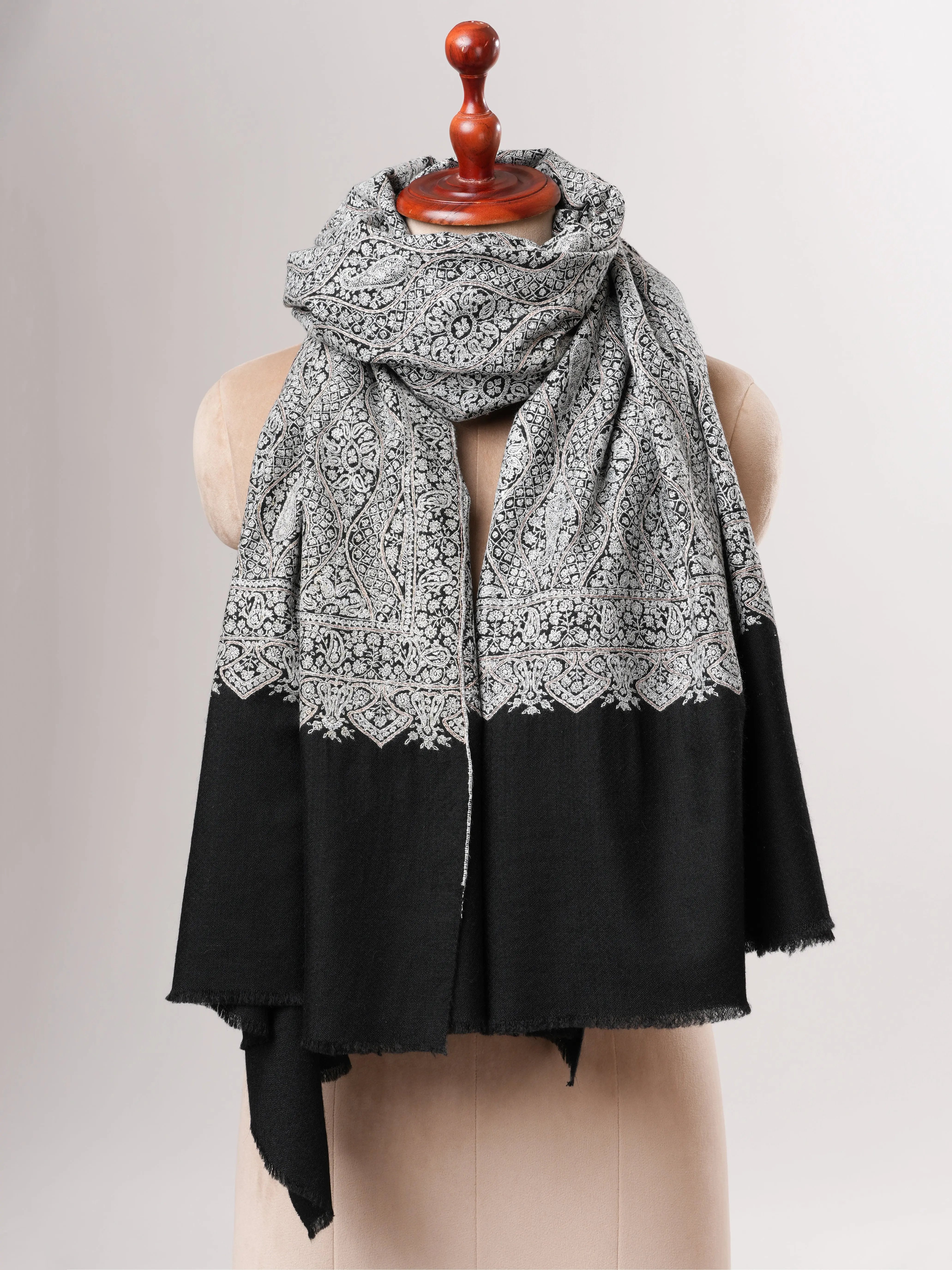 Black Sozni Embroidered Kashmiri Pashmina Jamavar Shawl Shahkaar