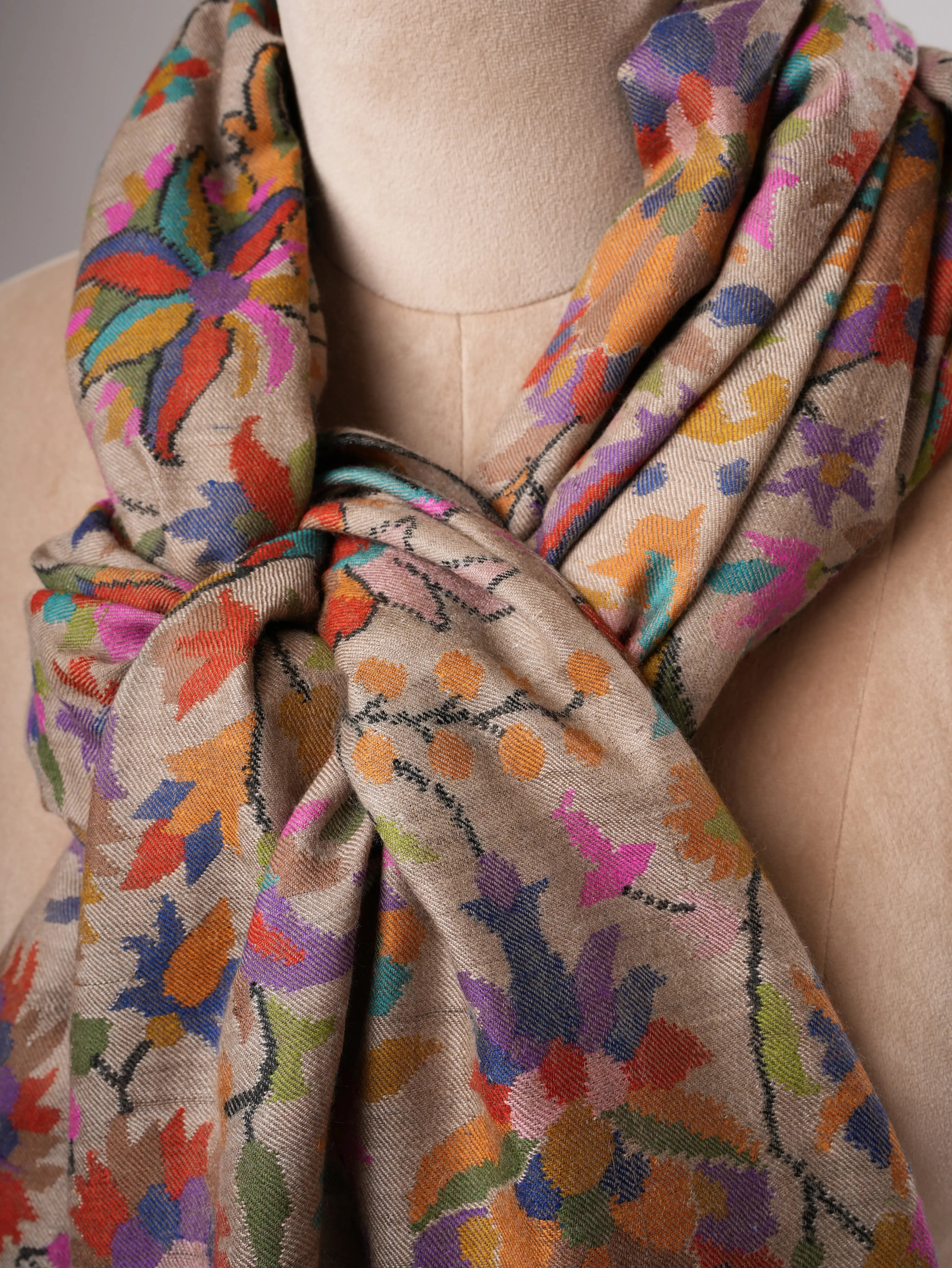 Toosh Color Floral Kani Kashmiri Handwoven Pashmina Shawl Shahkaar