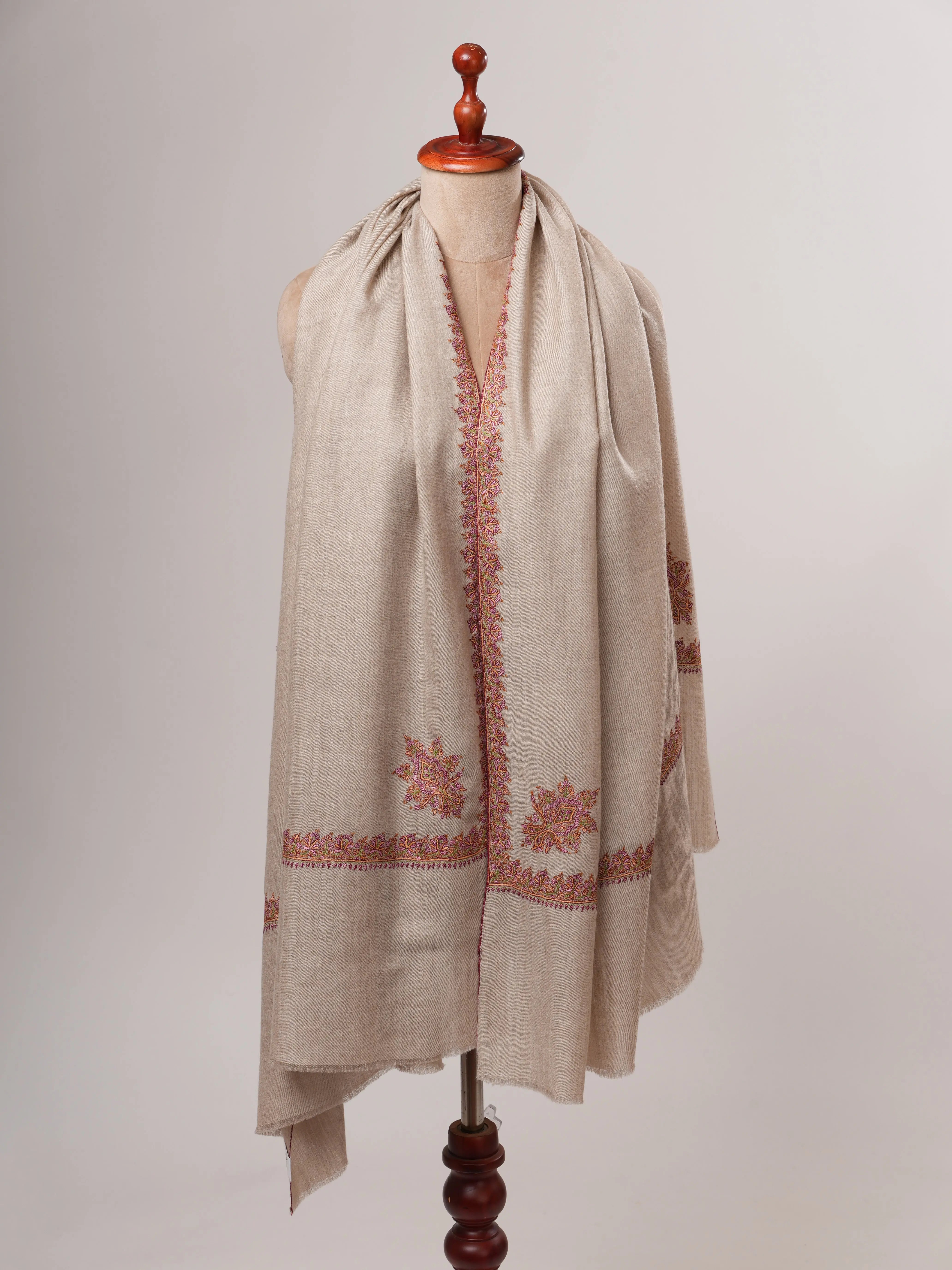 Natural Grey Kashmiri Pashmina Shawl – Hand Embroidered Hashia Border Shahkaar