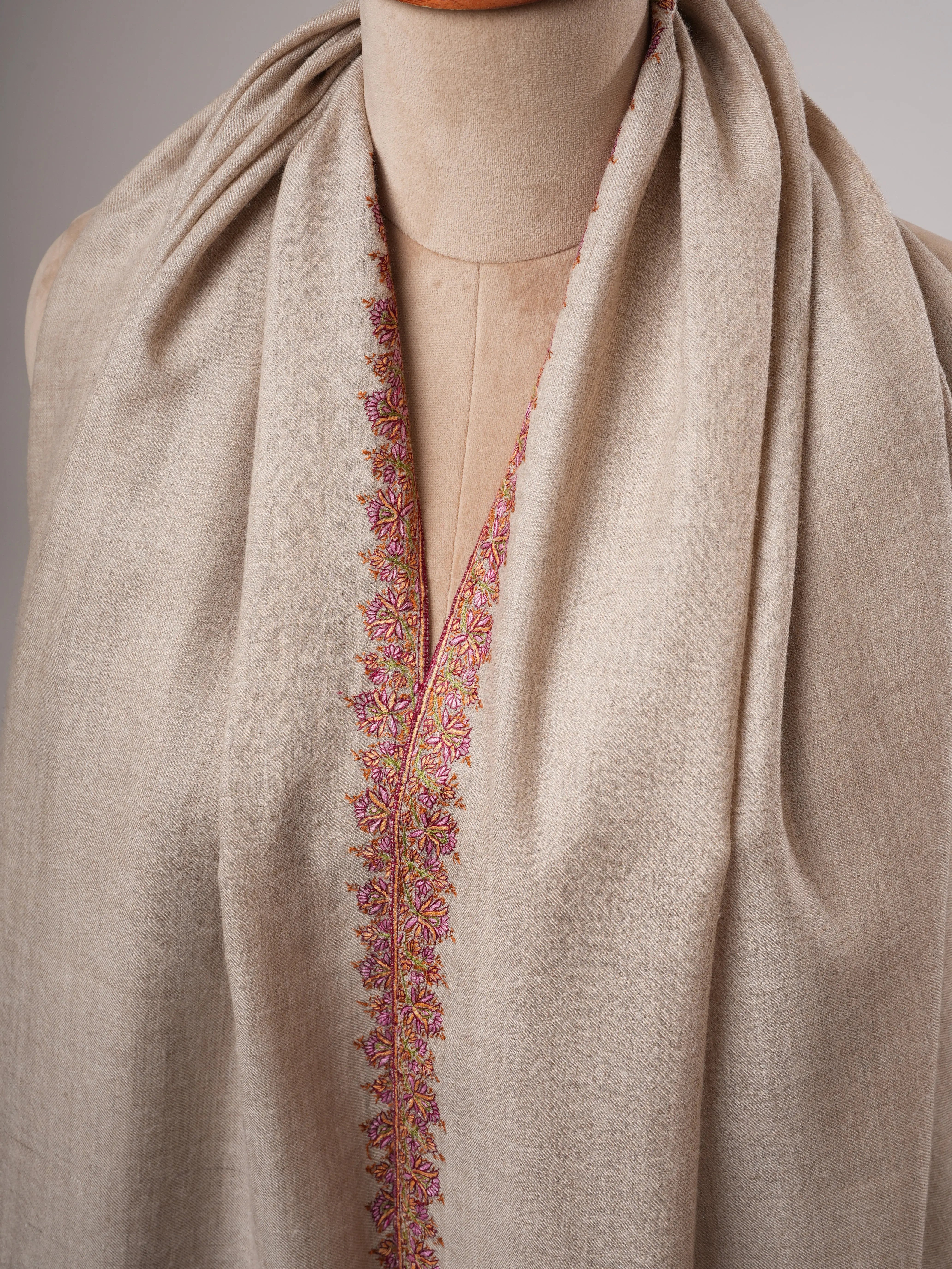 Natural Grey Kashmiri Pashmina Shawl – Hand Embroidered Hashia Border Shahkaar