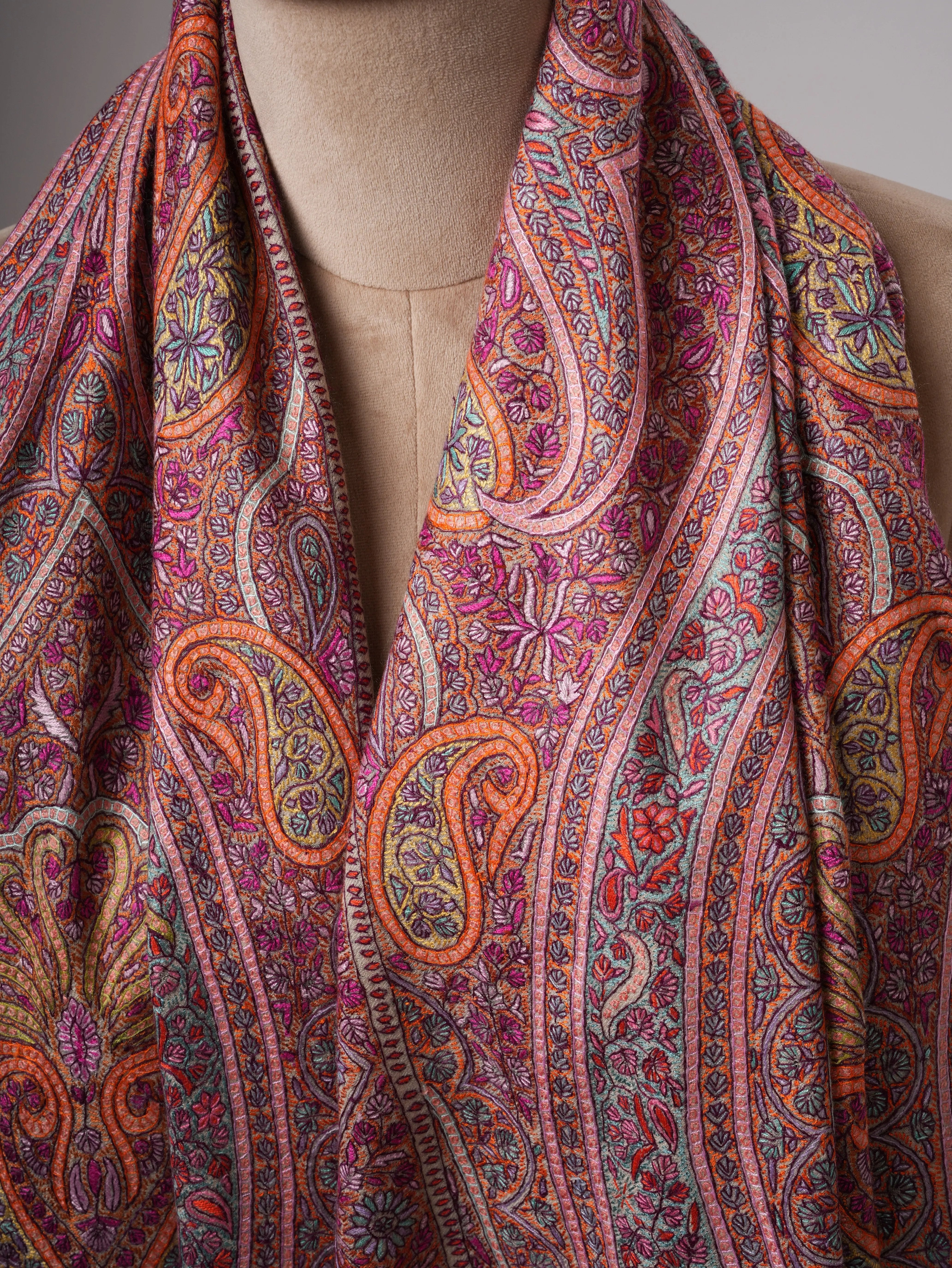 Offwhite Pashmina Shawl with All Over Jamavar Embroidery Shahkaar