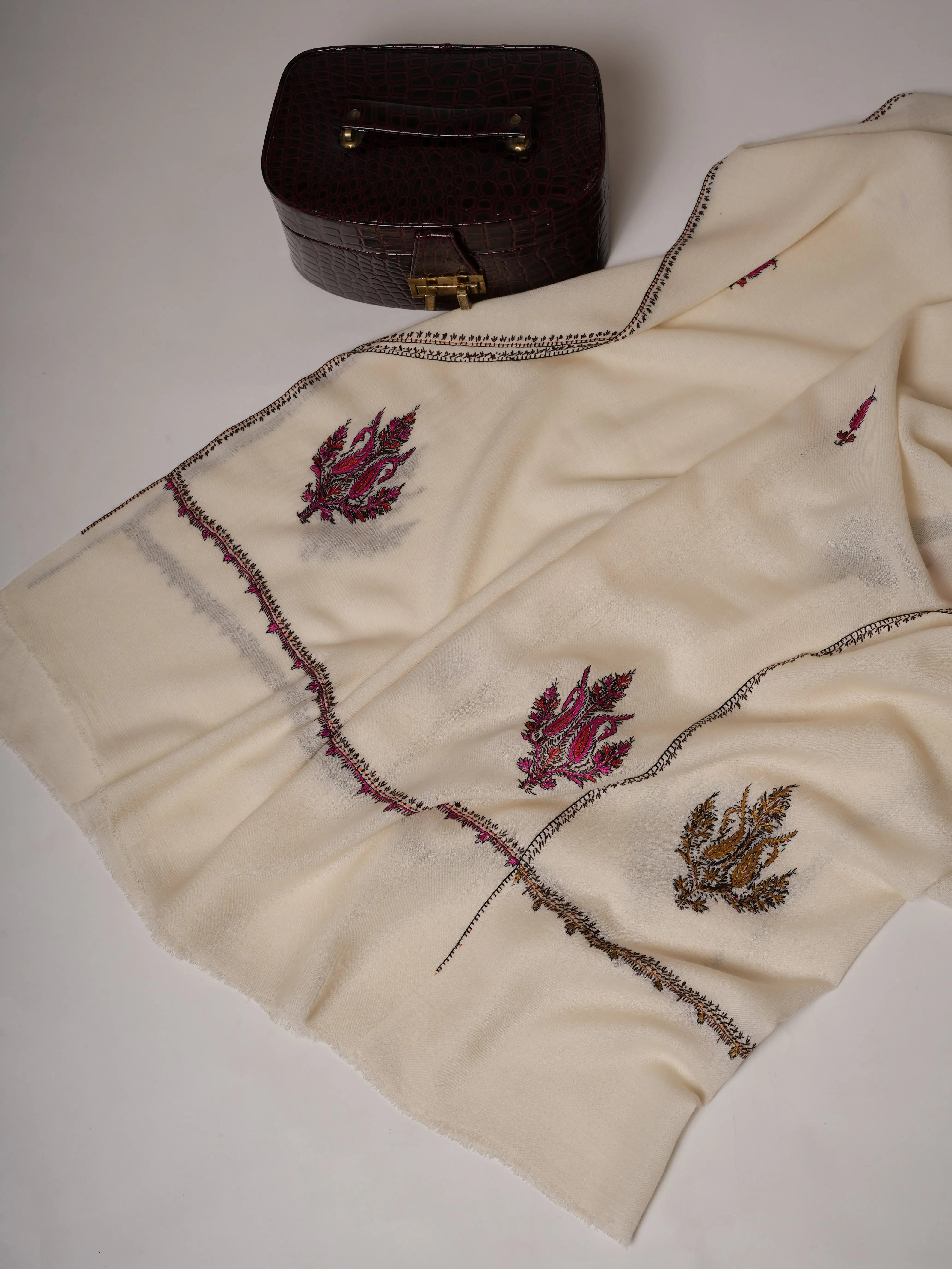 White Aksi Hand Embroidered Fine Wool Shawl Shahkaar