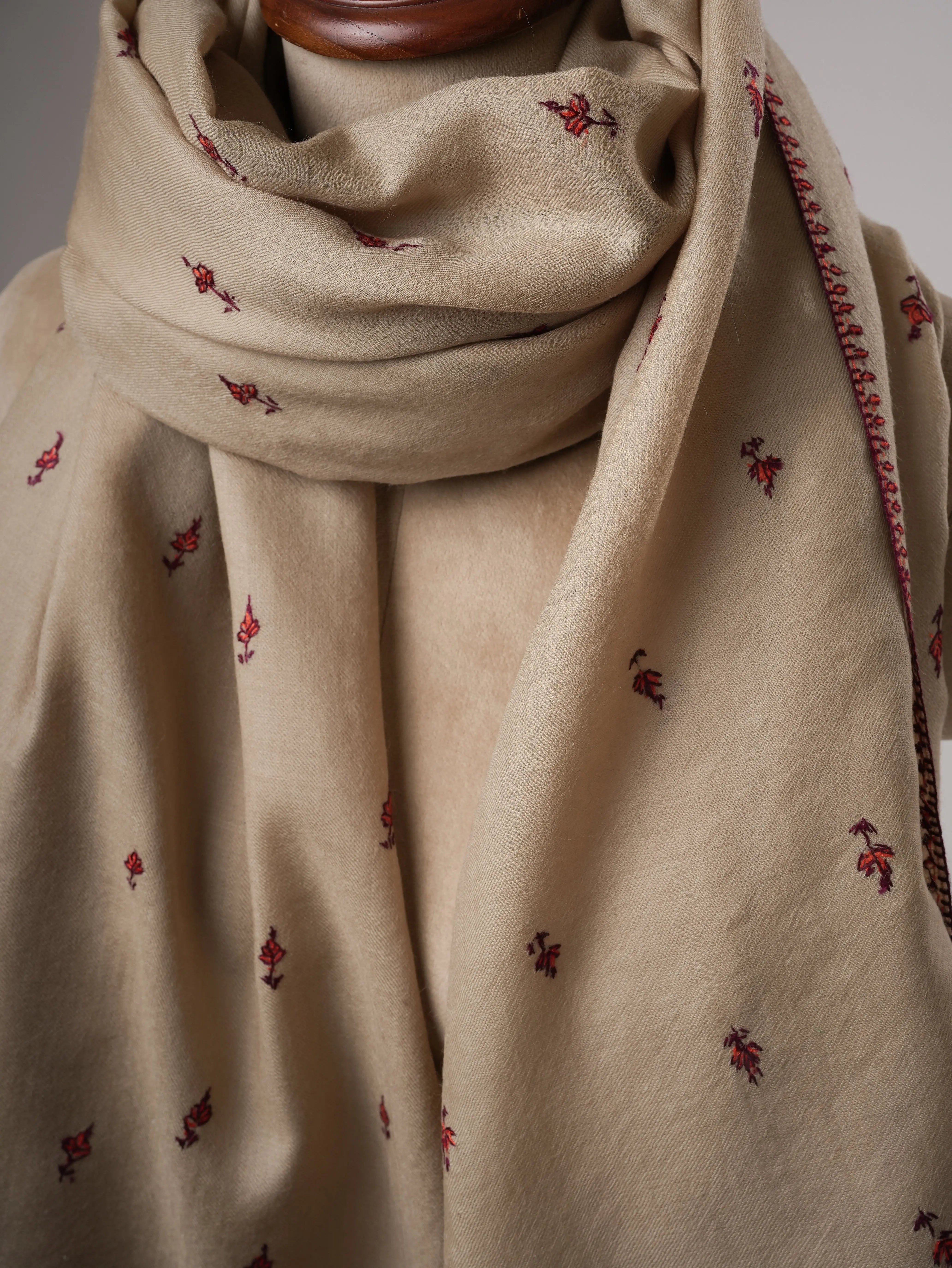 Hand Embroidered Machie Booti Fine Wool Shawl Shahkaar