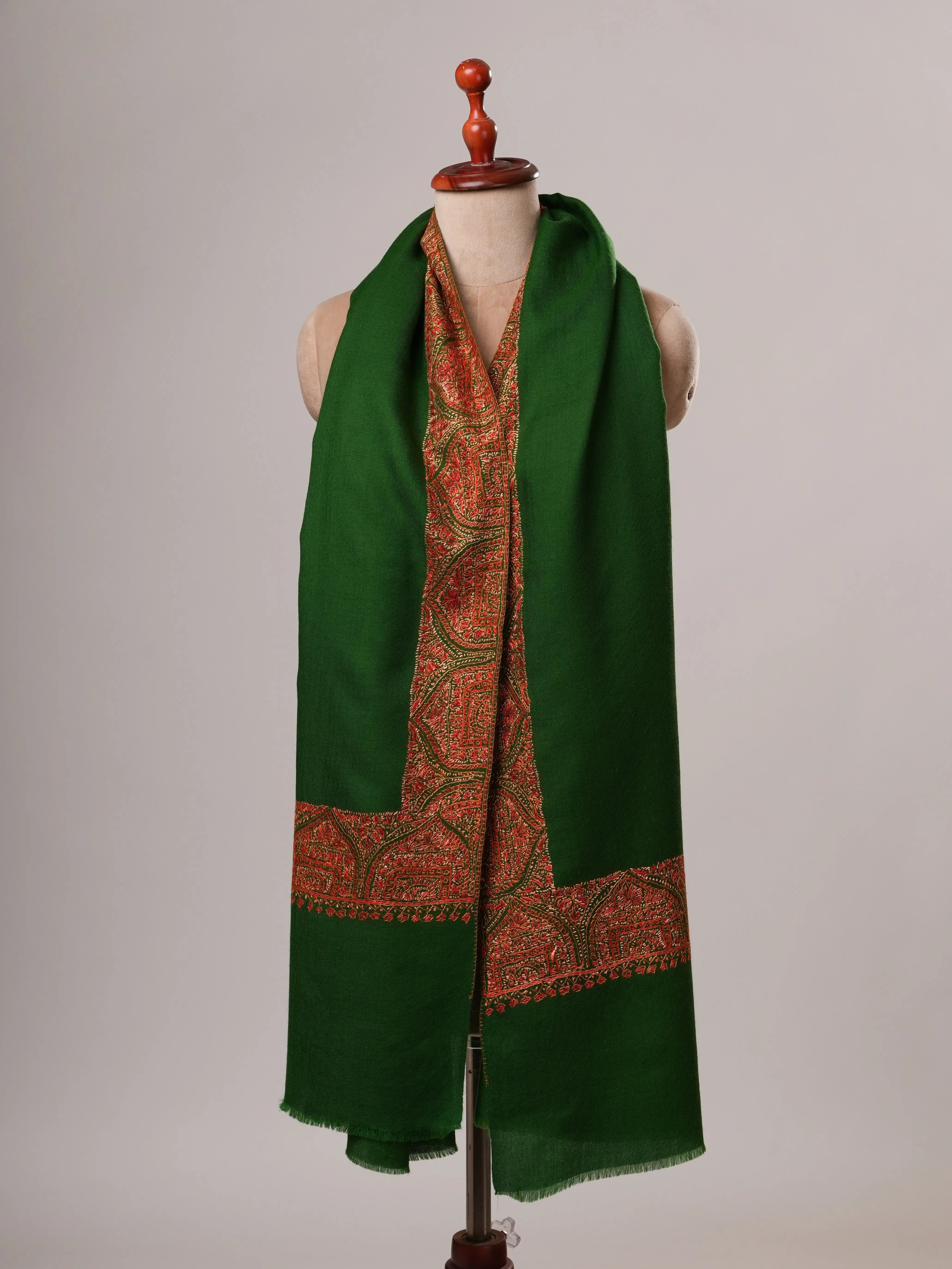 Green Daur Dar Hand Embroidered Fine Wool Shawl Shahkaar