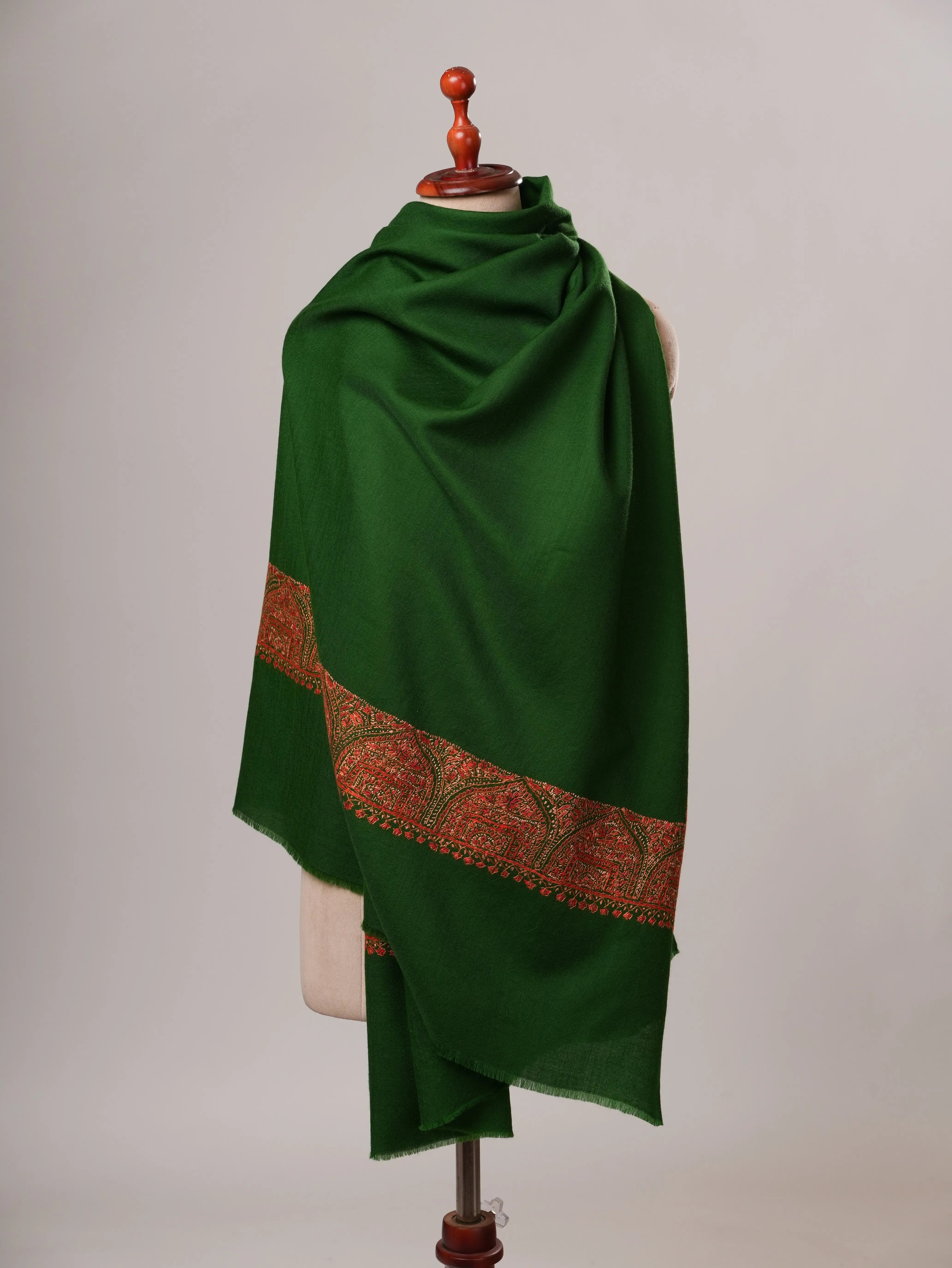 Green Daur Dar Hand Embroidered Fine Wool Shawl Shahkaar
