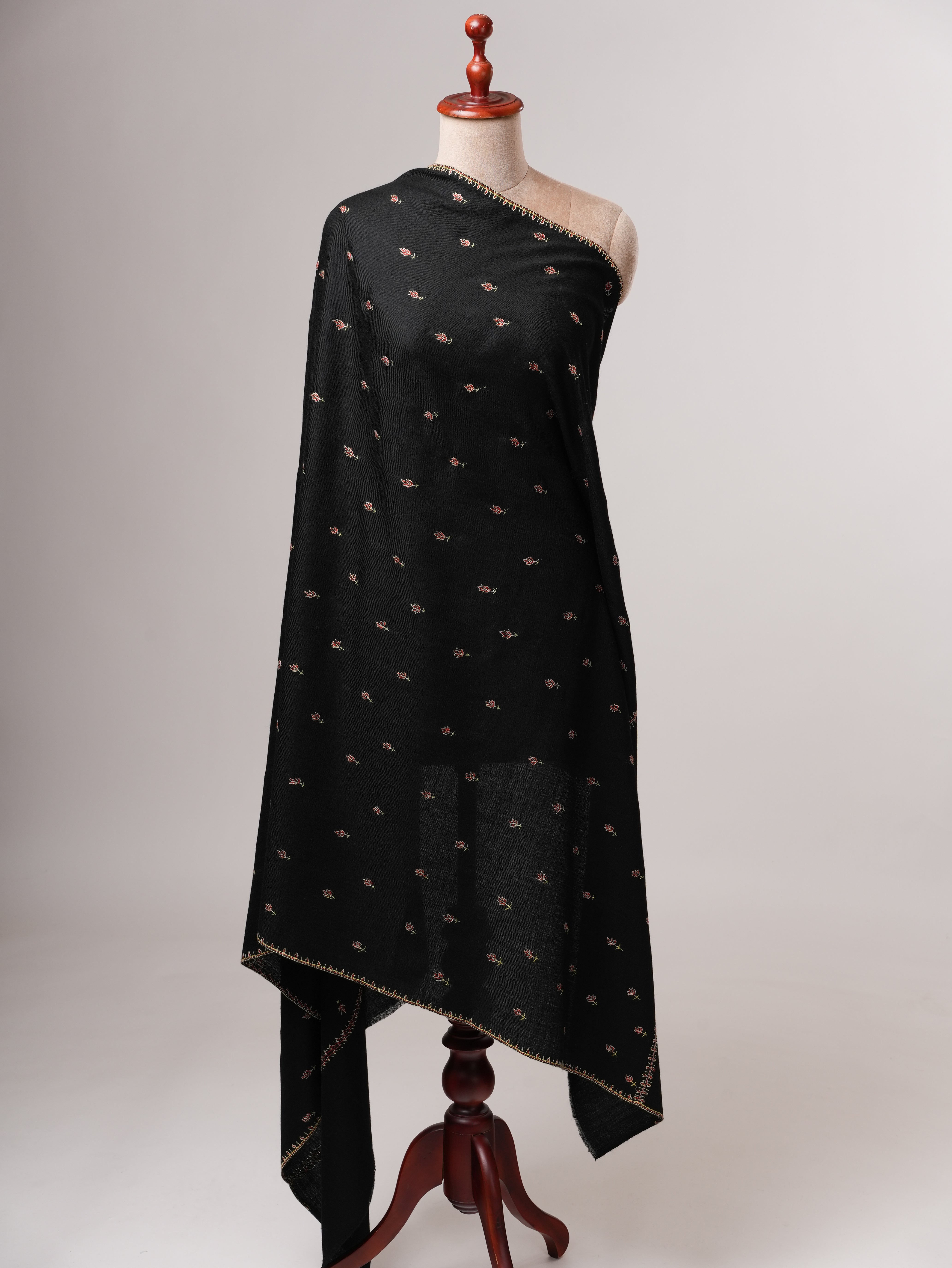 Traditional Machie Booti Hand Embroidered Fine Wool Shawl Shahkaar