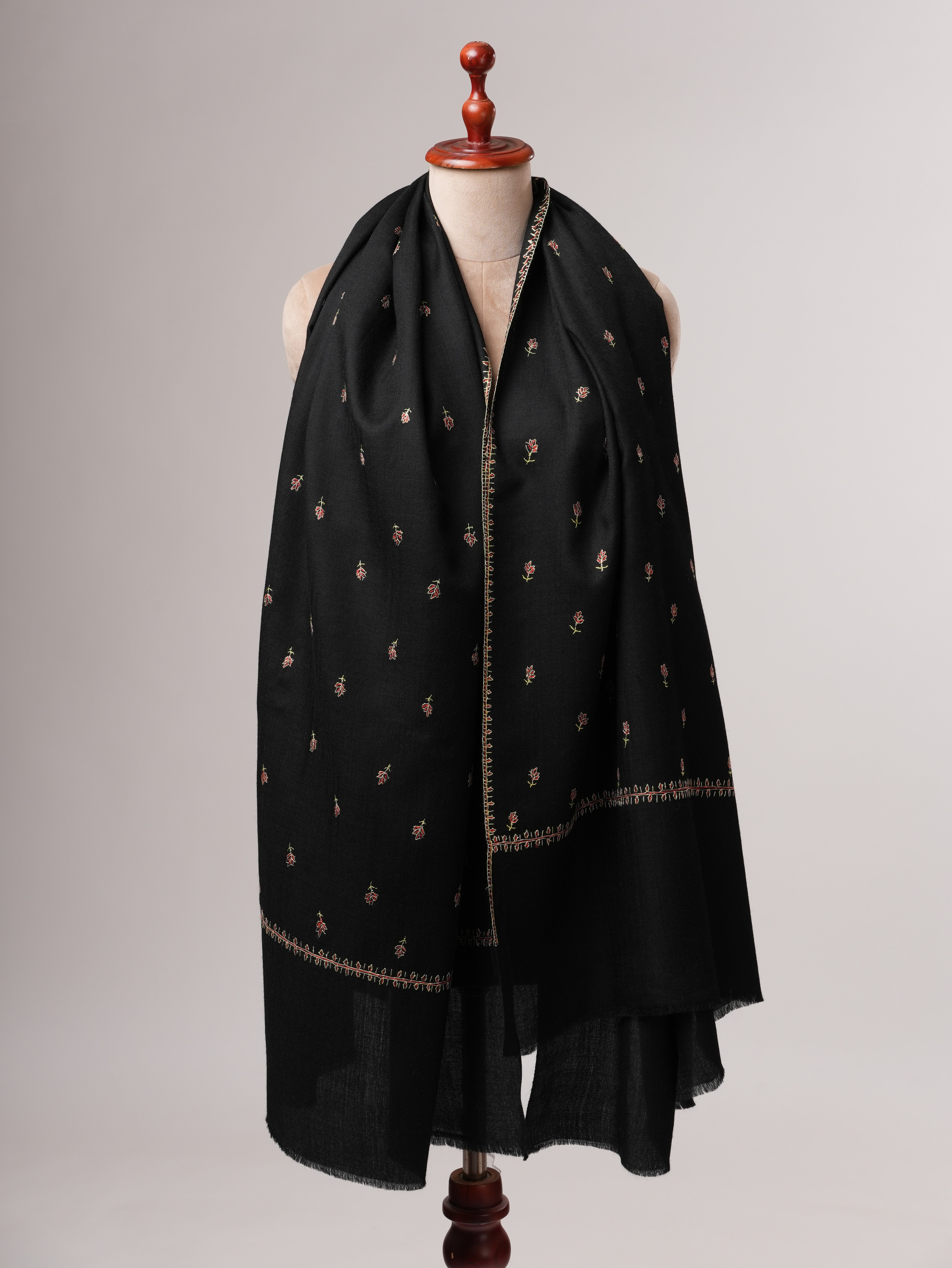 Traditional Machie Booti Hand Embroidered Fine Wool Shawl Shahkaar