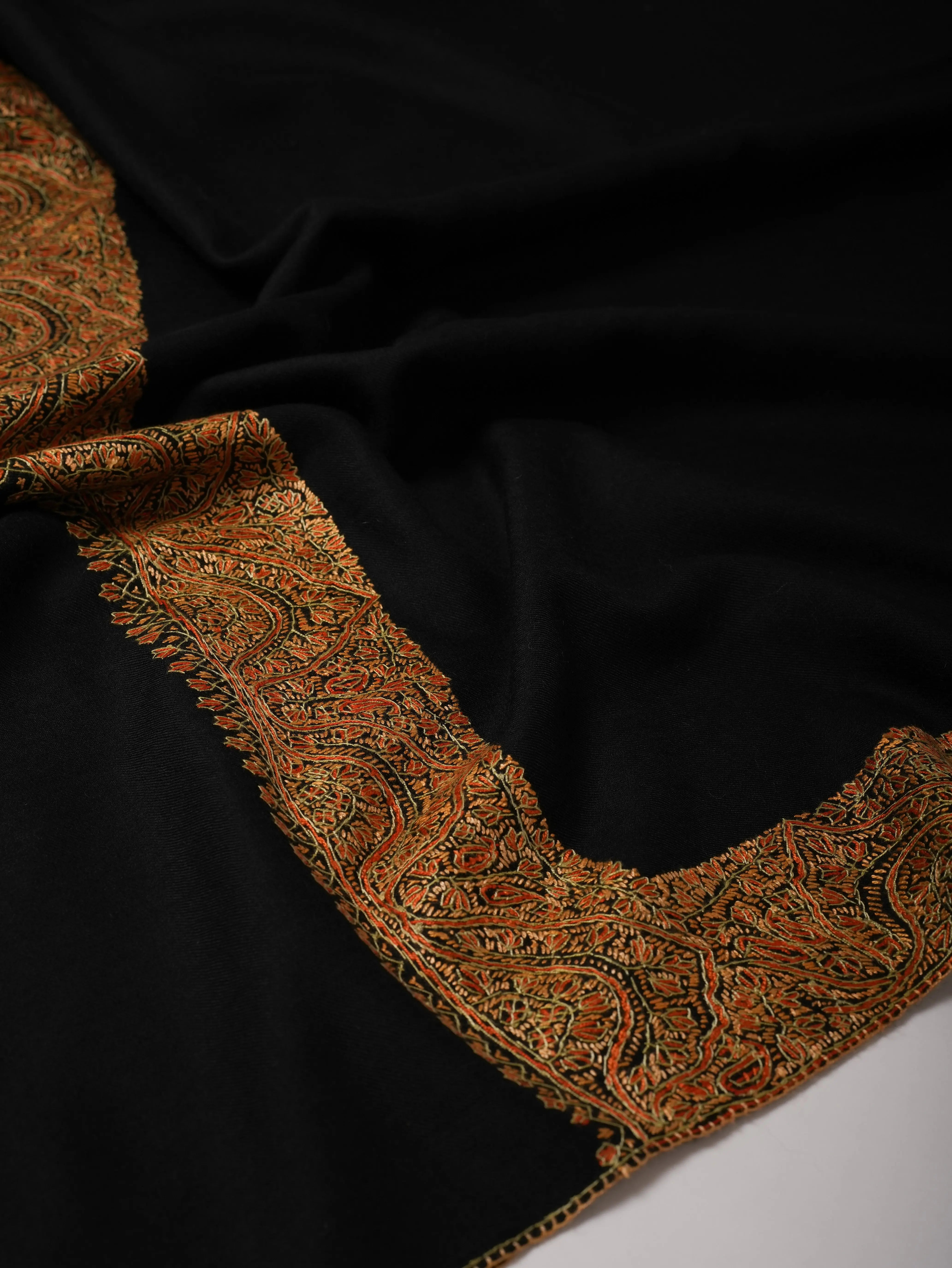 Dark Blue Fine Wool Shawl with Daur Dar Hand Embroidery Shahkaar