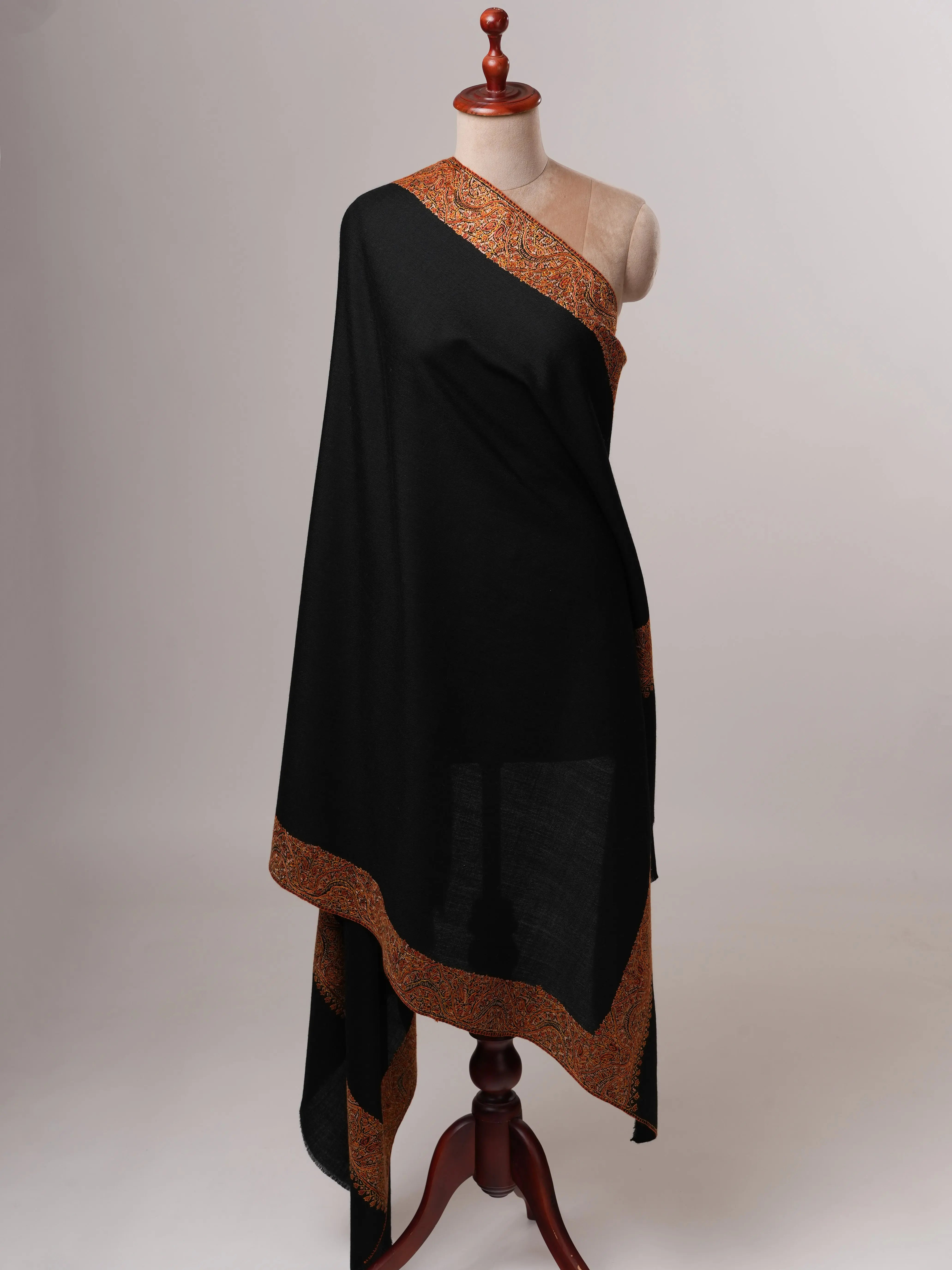 Classic Black Fine Wool Shawl with Daur Dar Embroidery Shahkaar
