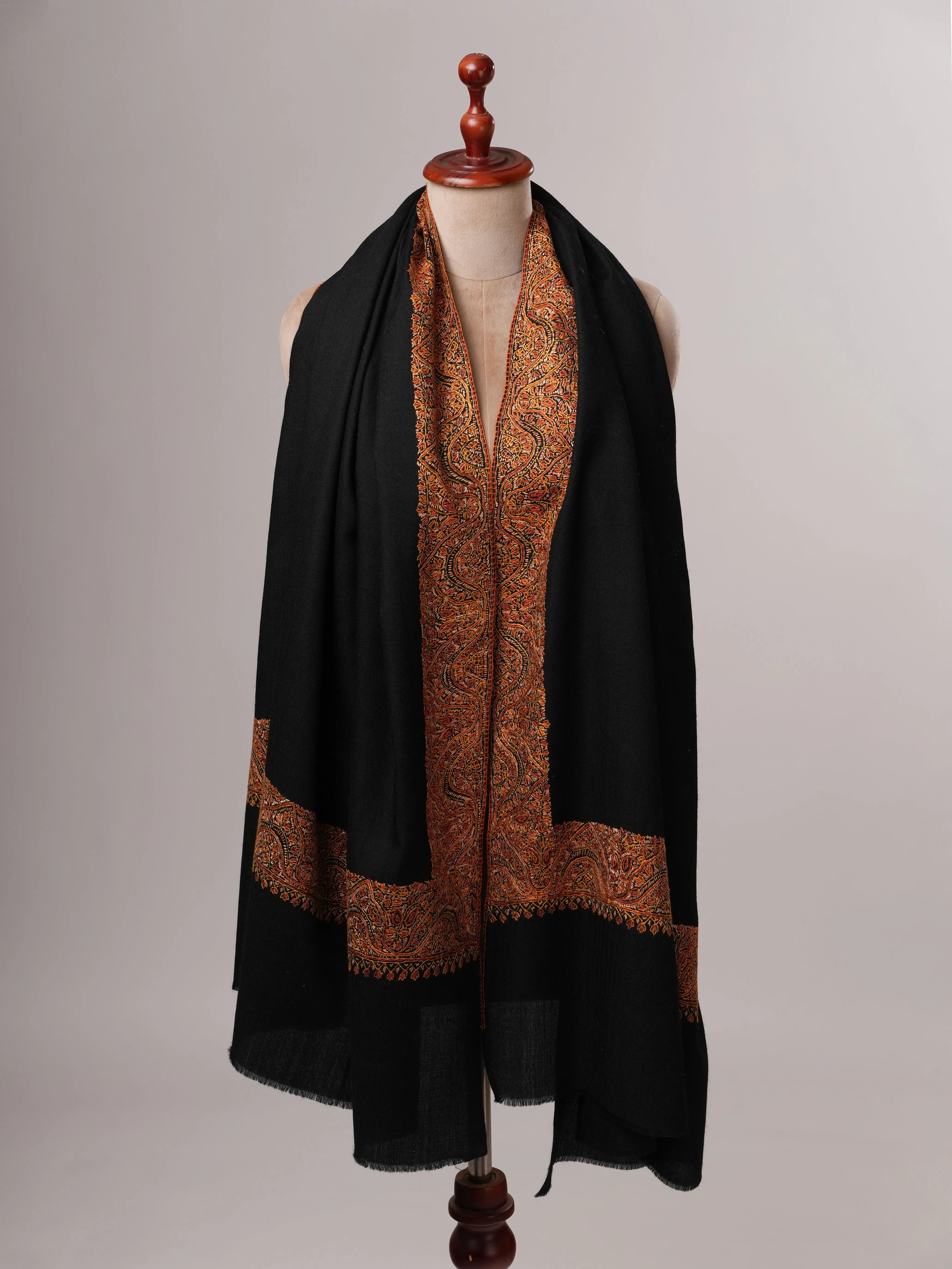Classic Black Fine Wool Shawl with Daur Dar Embroidery Shahkaar