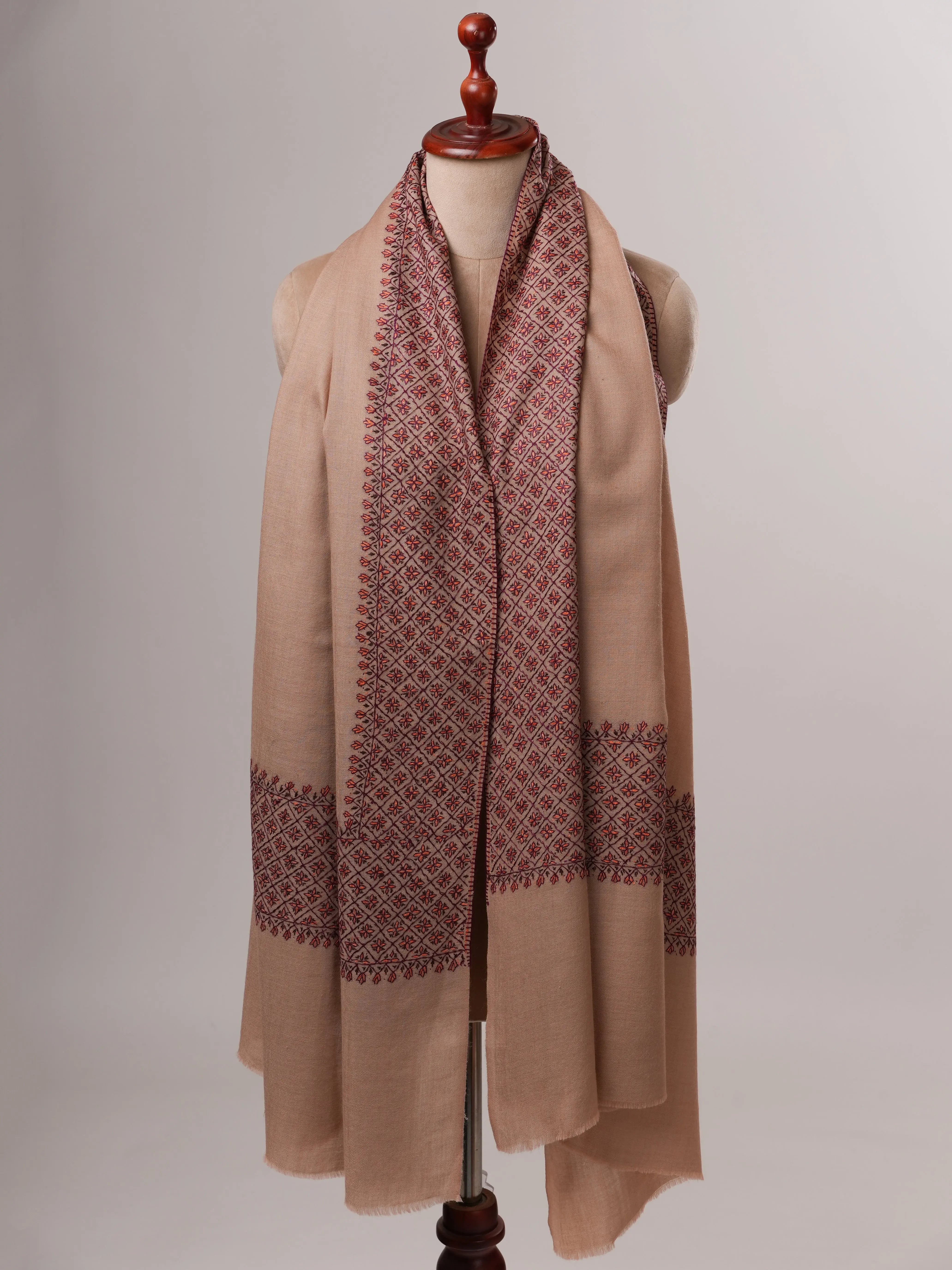 Fine Wool Beige Shawl with Daur Dar Hand Embroidery Shahkaar