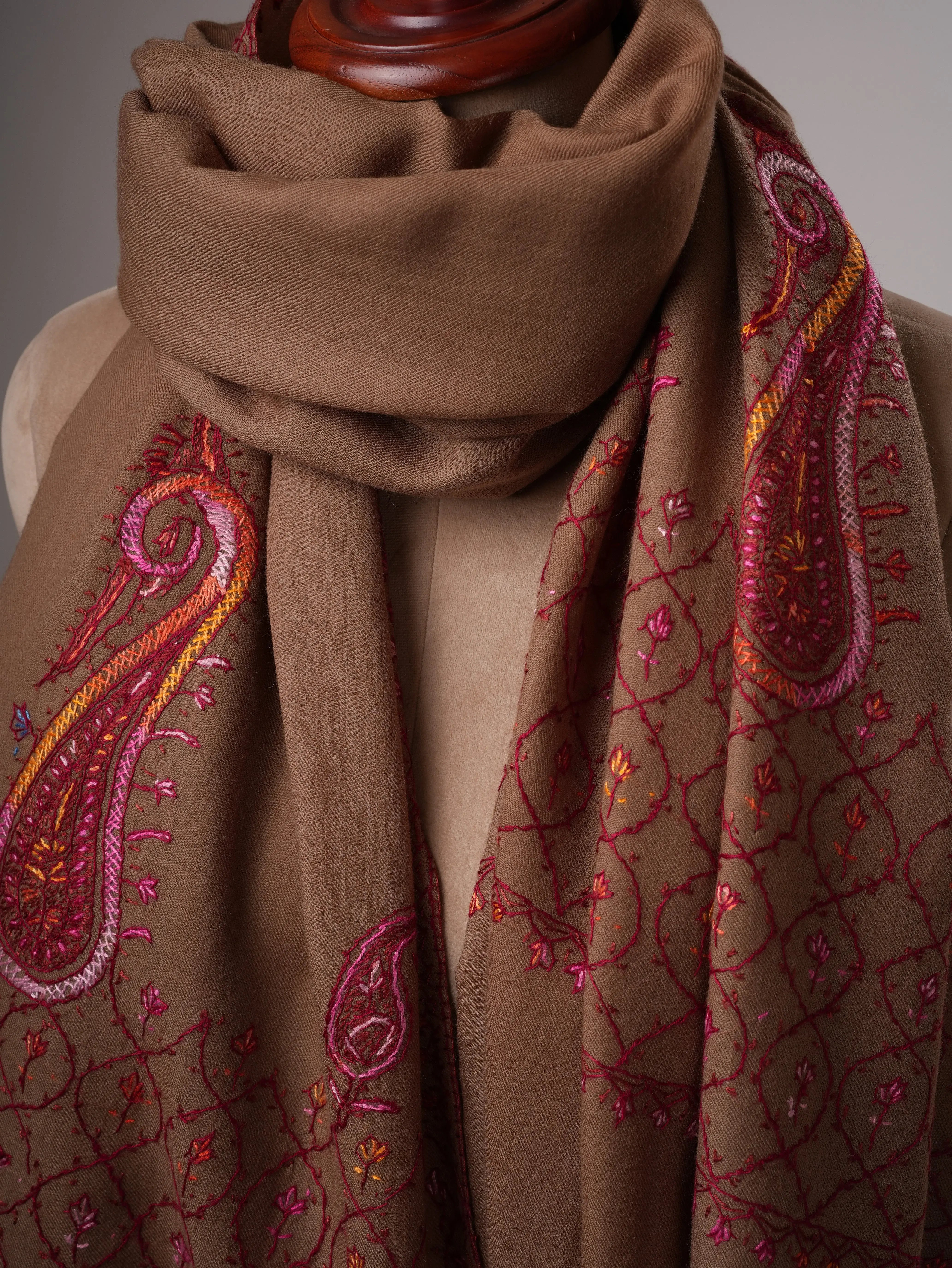 Fine Wool Shawl with Hand Embroidered Palla Motifs Shahkaar