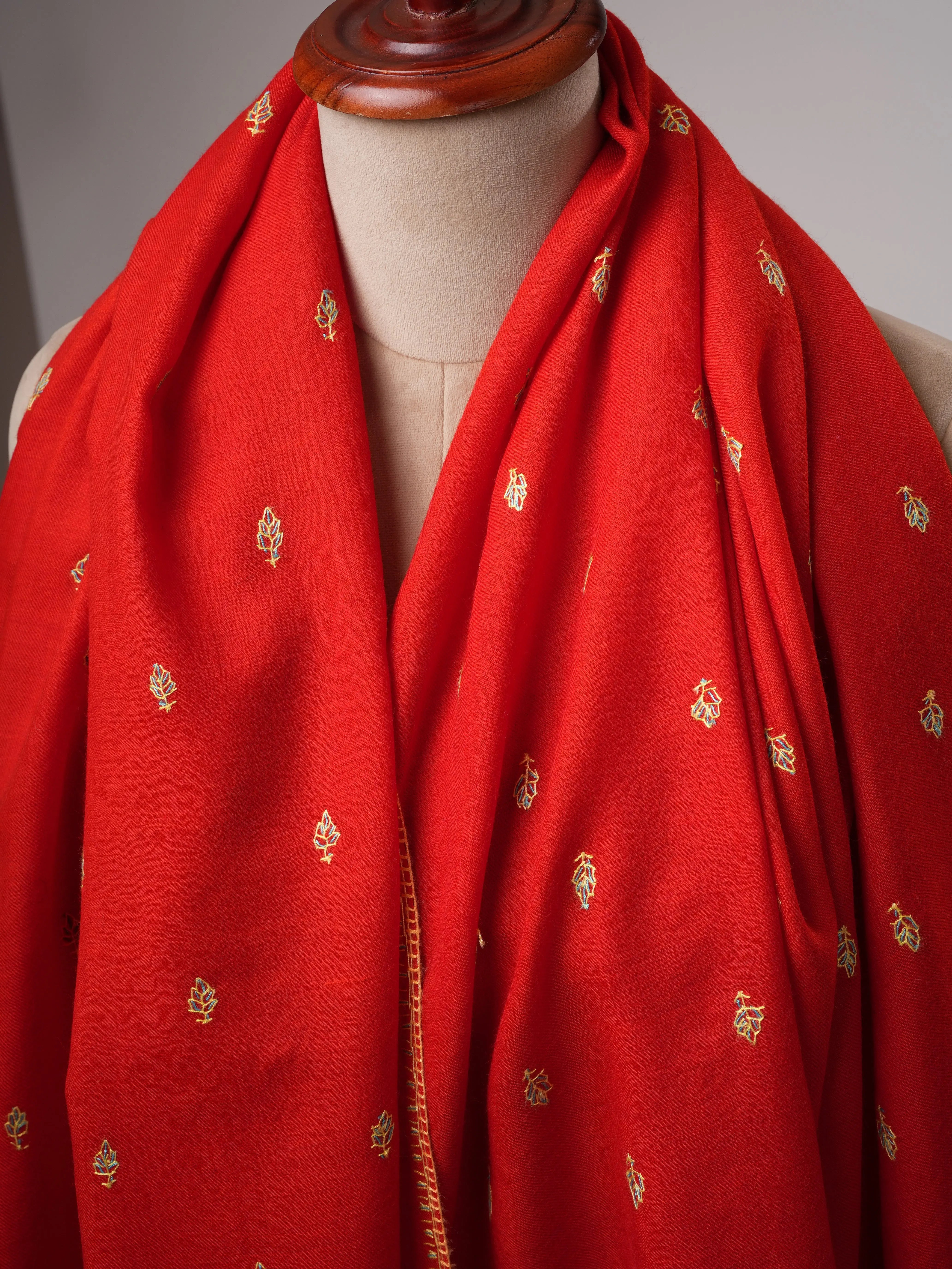 Hand Embroidered Fine Wool Mache Booti Motif Shawl Shahkaar
