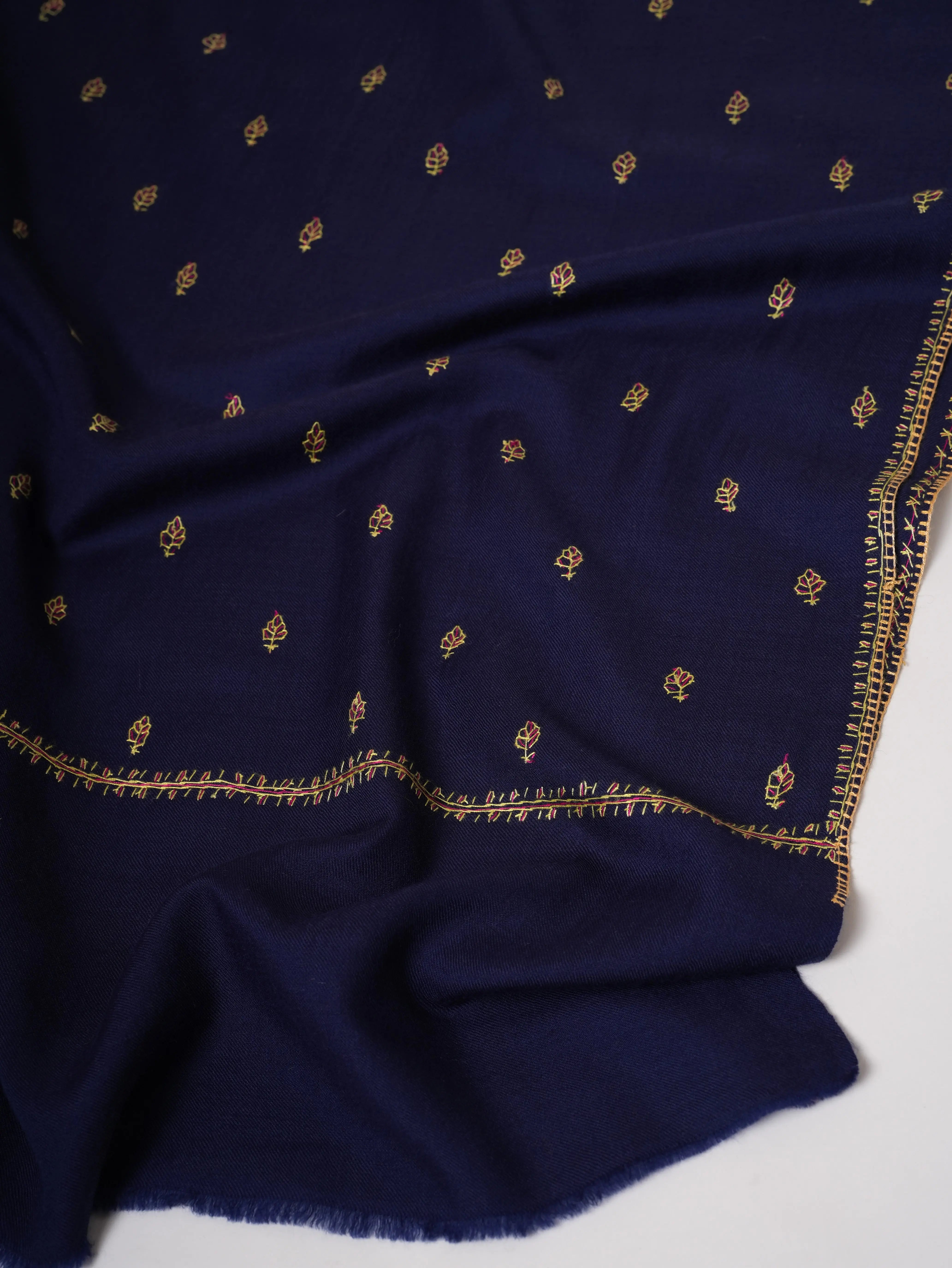 Mache Booti Navy Blue Fine Wool Hand Embroidered Shawl Shahkaar