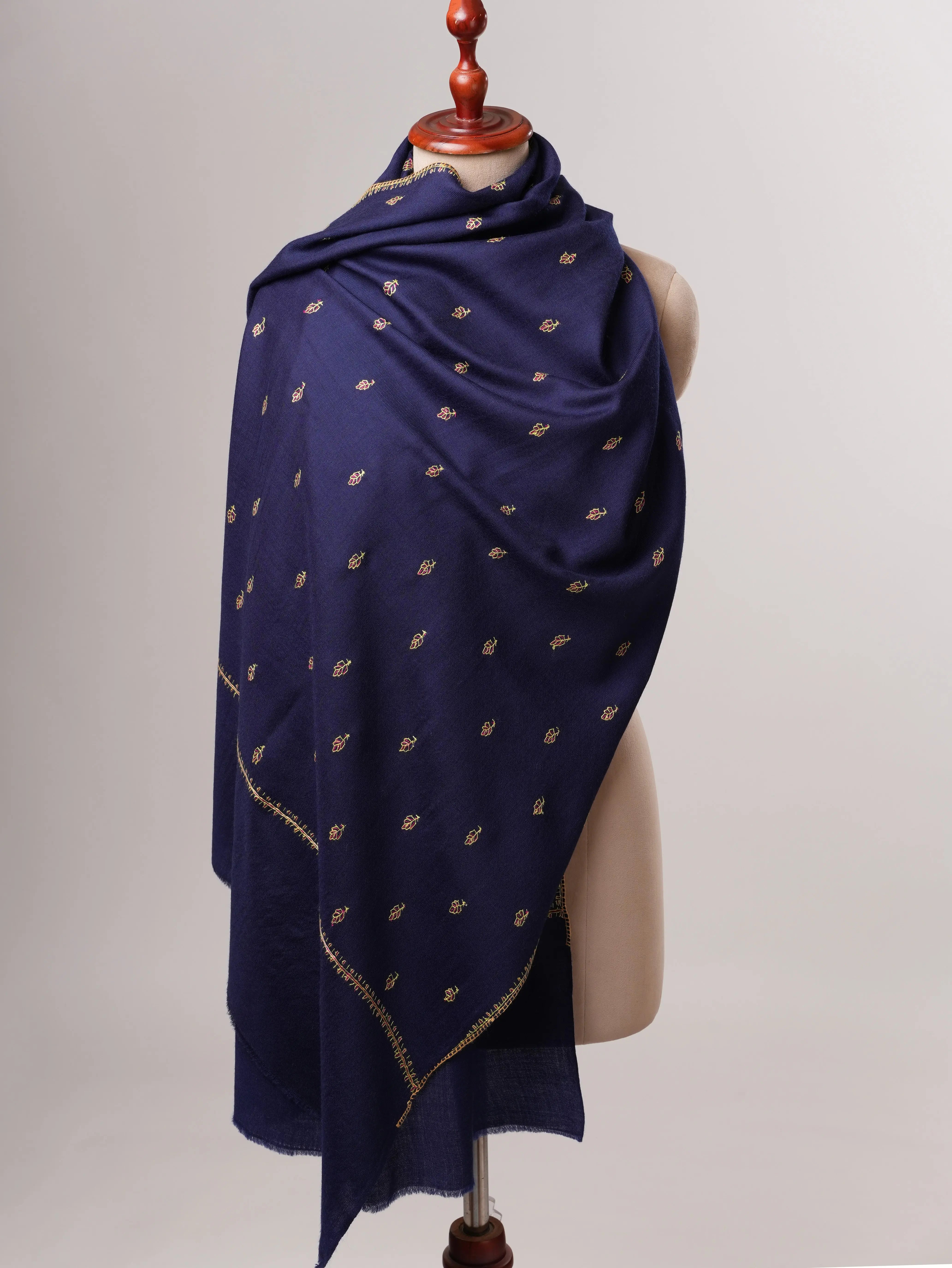 Mache Booti Navy Blue Fine Wool Hand Embroidered Shawl Shahkaar