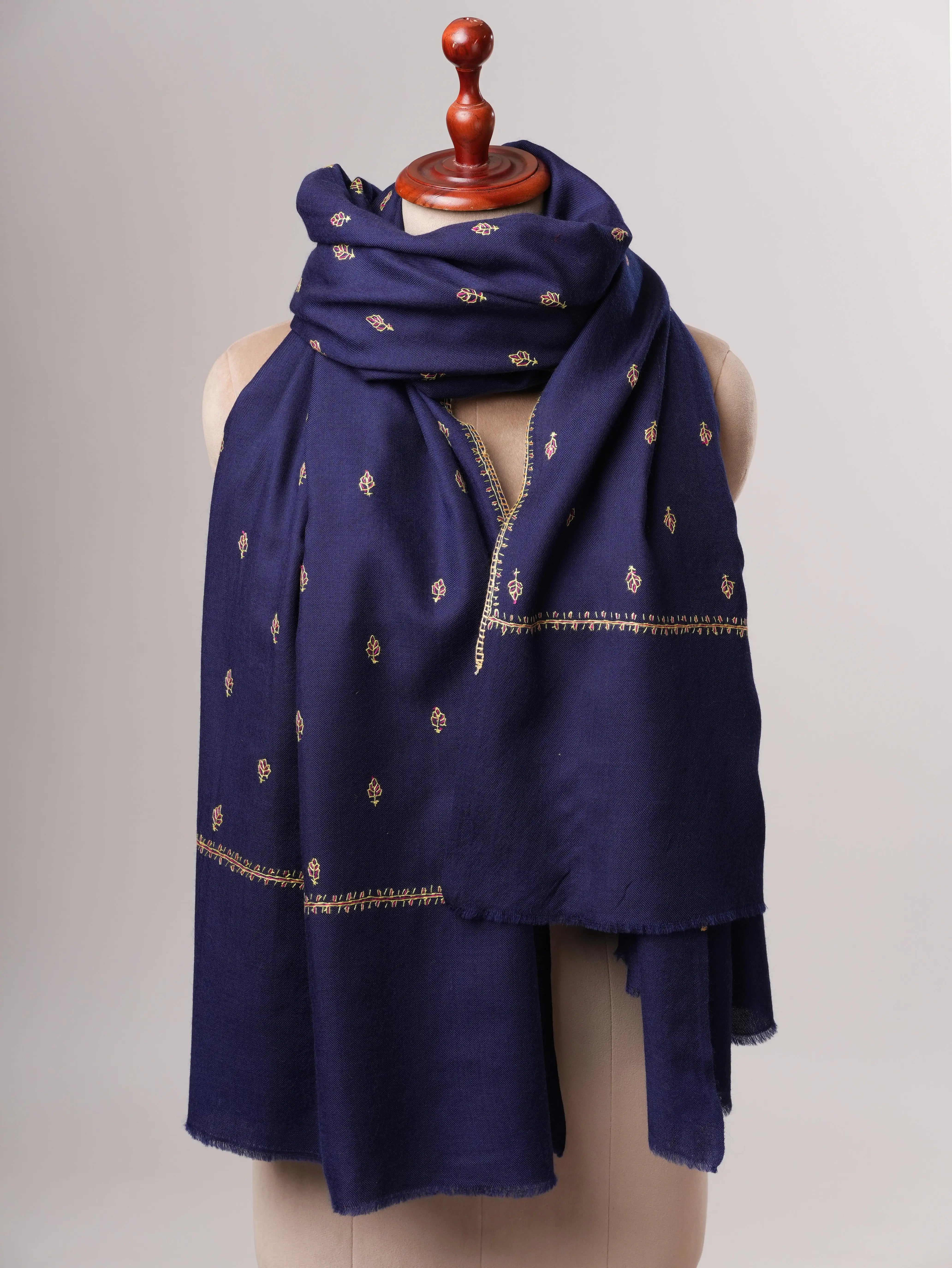 Mache Booti Navy Blue Fine Wool Hand Embroidered Shawl Shahkaar
