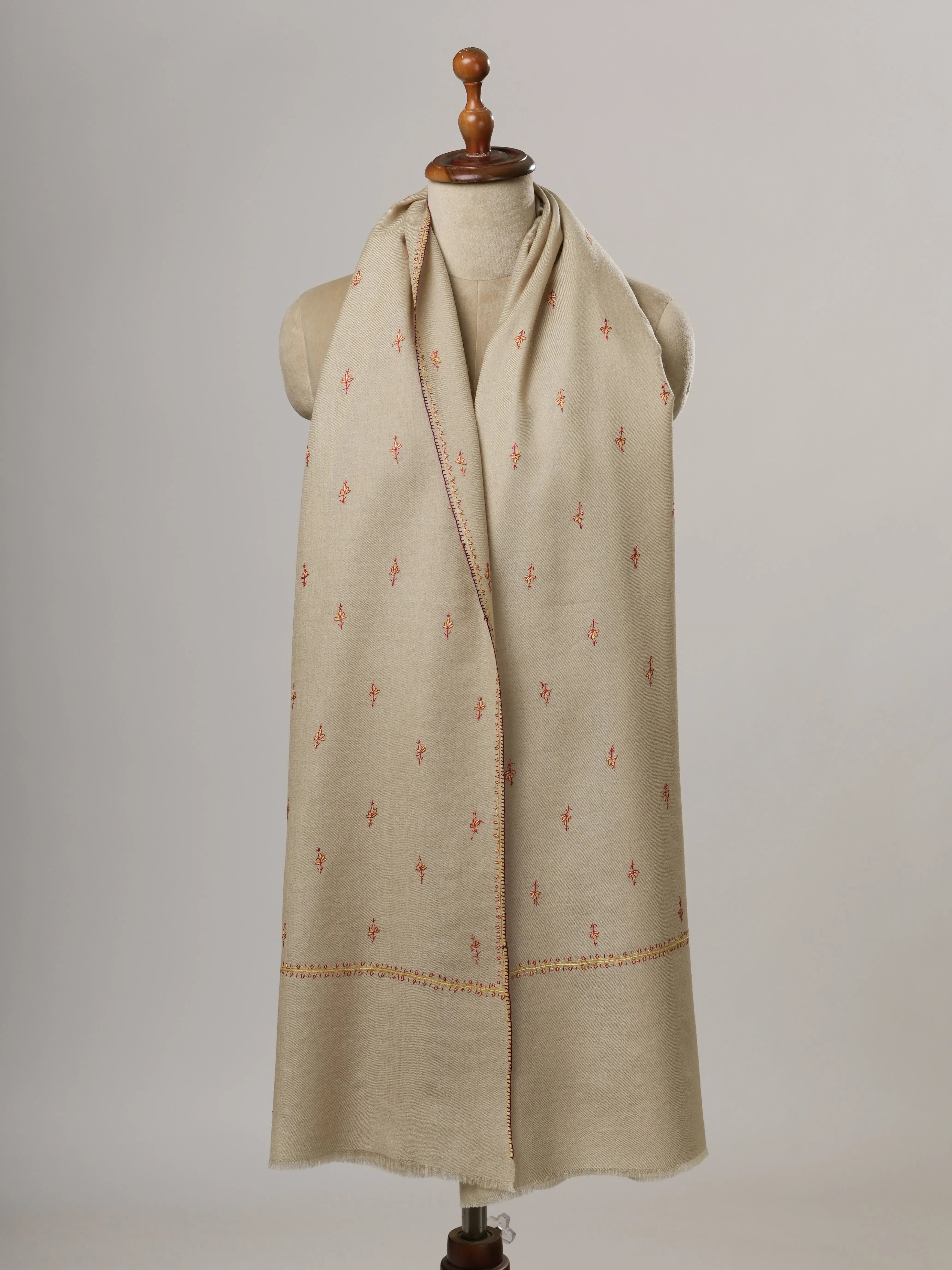 Machie Booti Hand Embroidered Fine Wool Soft Shawl Shahkaar