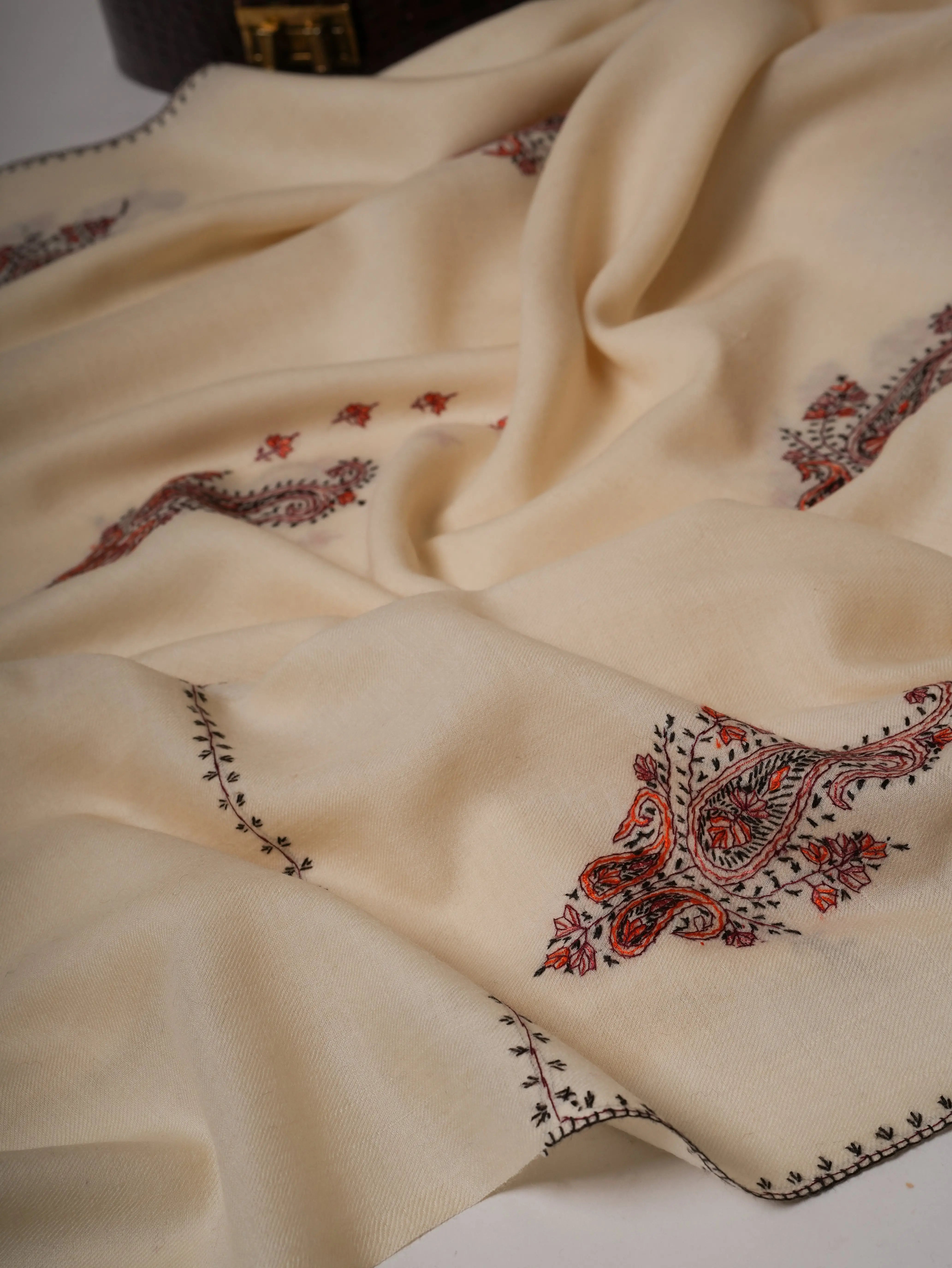 White Booti Hand Embroidered Fine Wool Soft Shawl Shahkaar