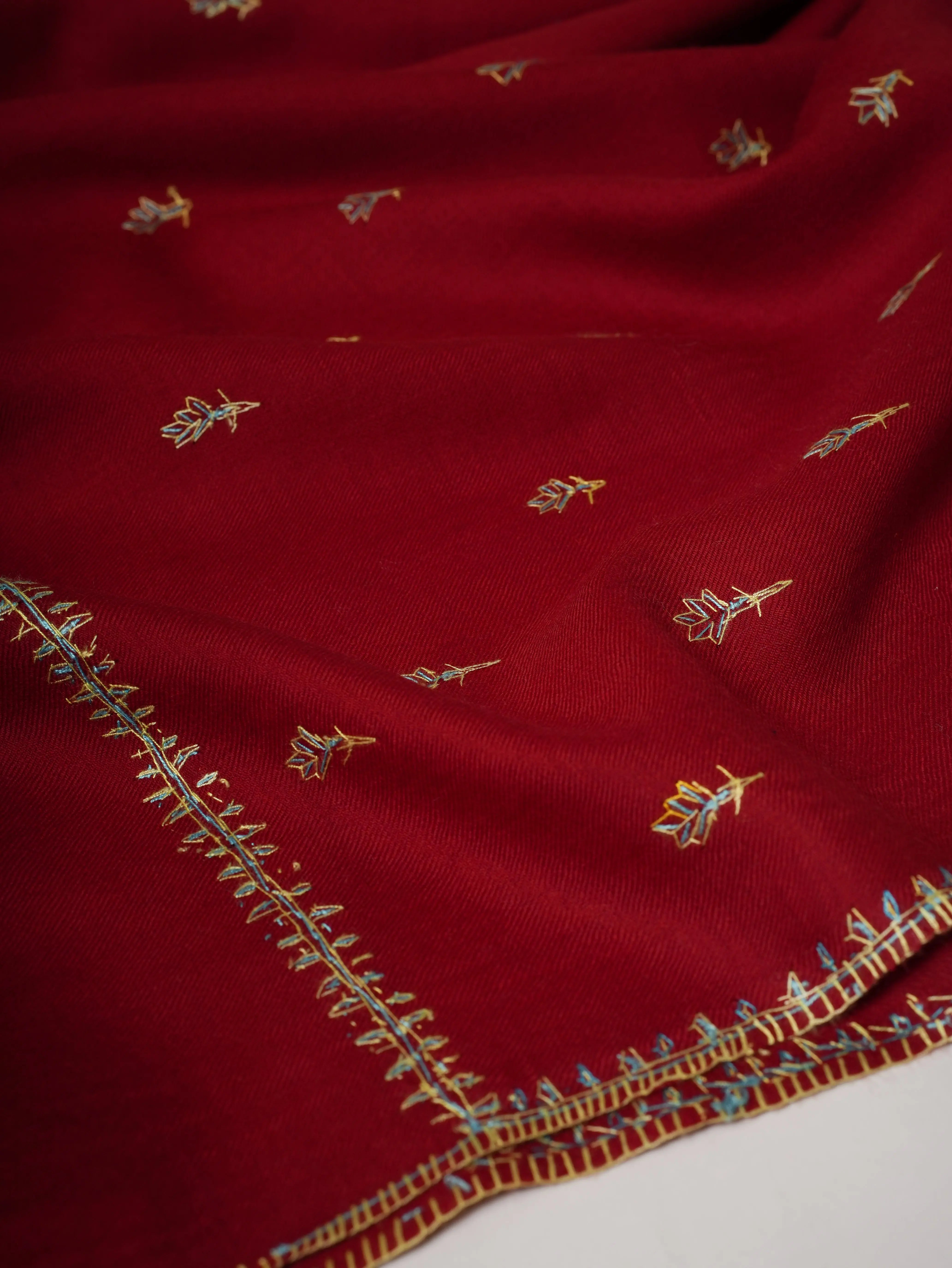 Machie Booti Fine Wool Hand Embroidered Kashmiri Shawl Shahkaar