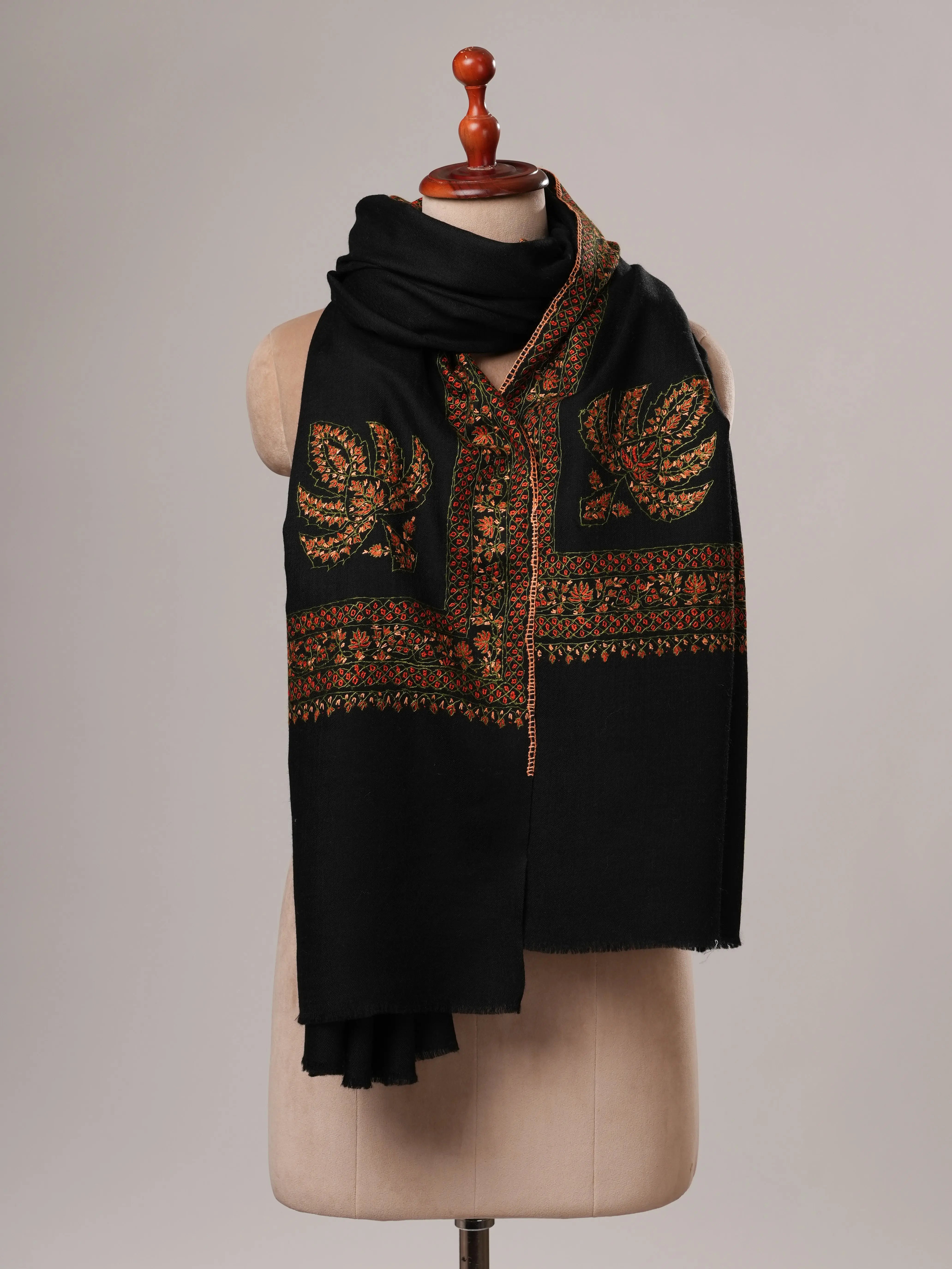 Black Daur Dar Hand Embroidered Fine Wool Shawl Shahkaar