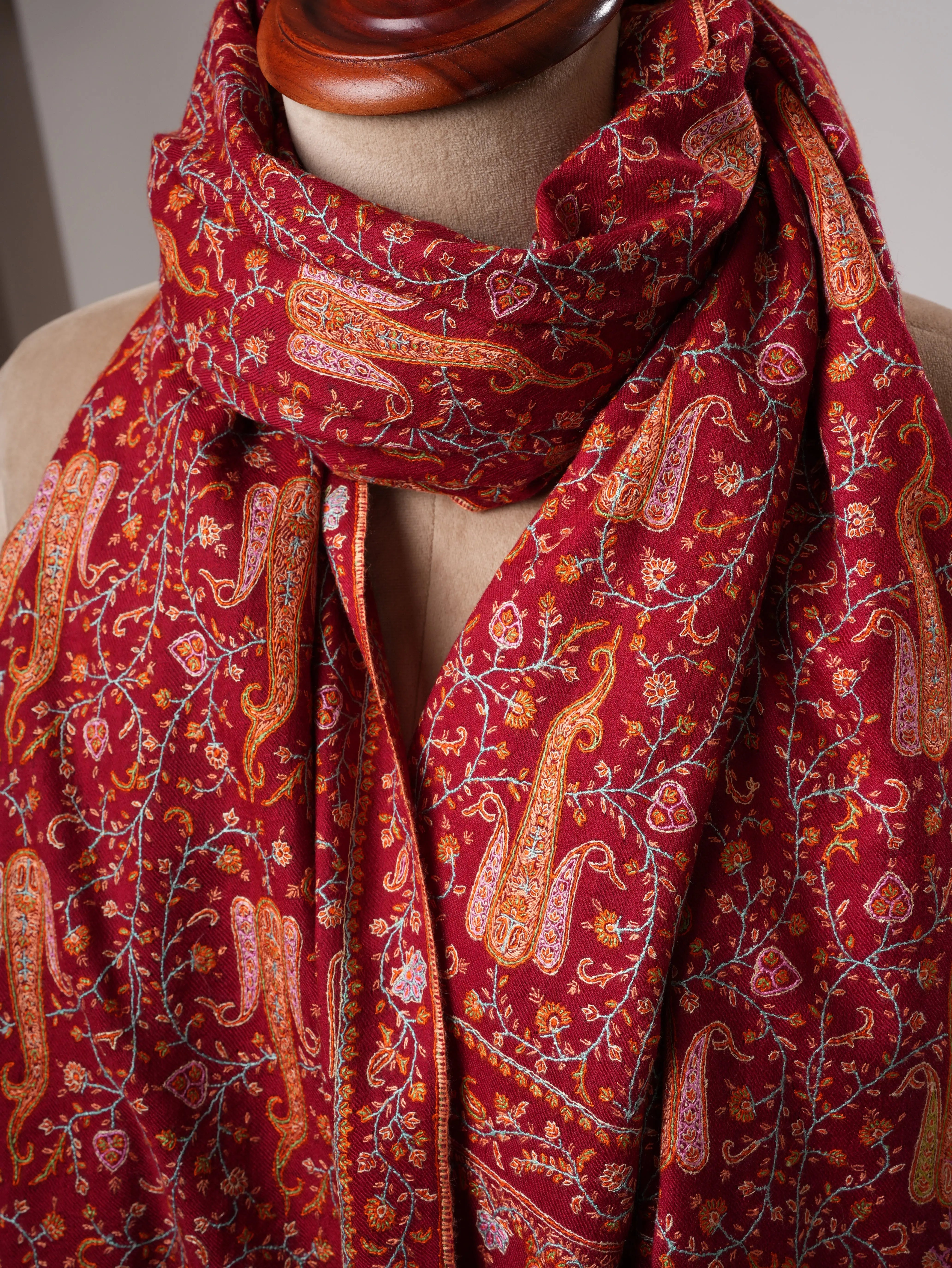 Neem Jamavar Pashmina Shawl with Classic Kashmiri Sozni Embroidery Shahkaar