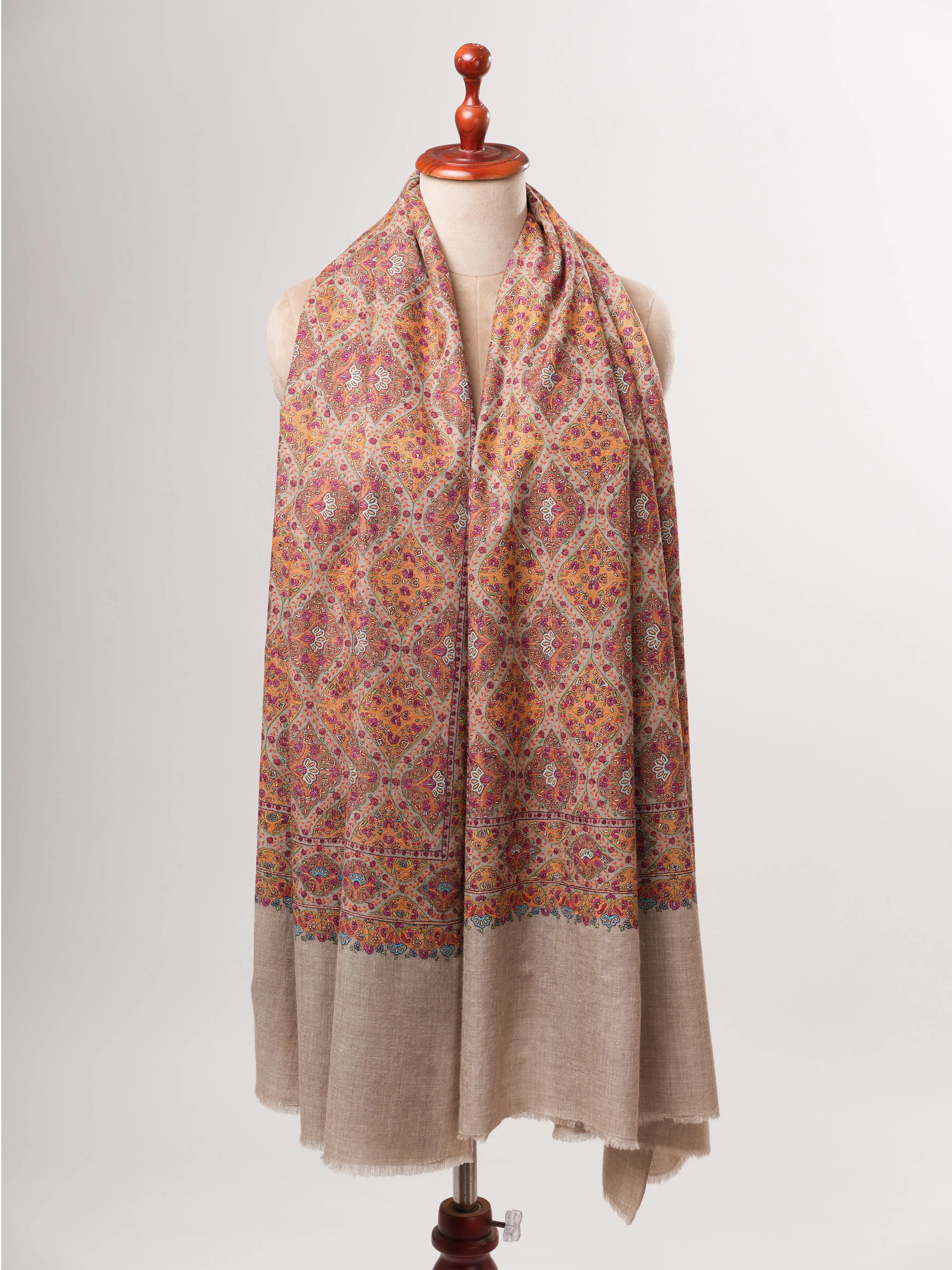 Kashmiri Pashmina Jamavar Shawl in Grey with Detailed Sozni Handwork Shahkaar