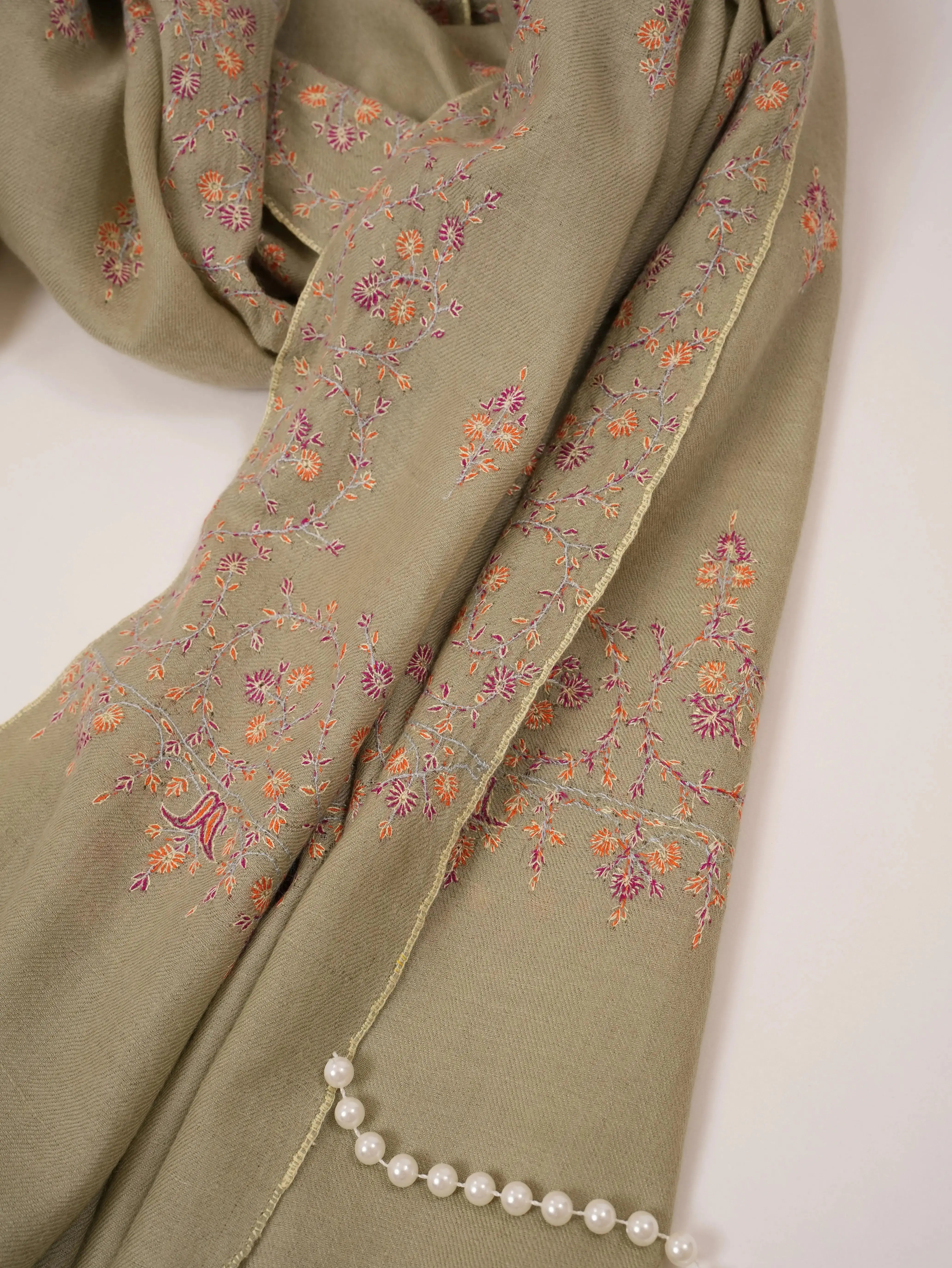 Fresh Green Handwoven Kashmiri Pashmina Shawl with Buteh Hand Sozni Embroidery Shahkaar.com