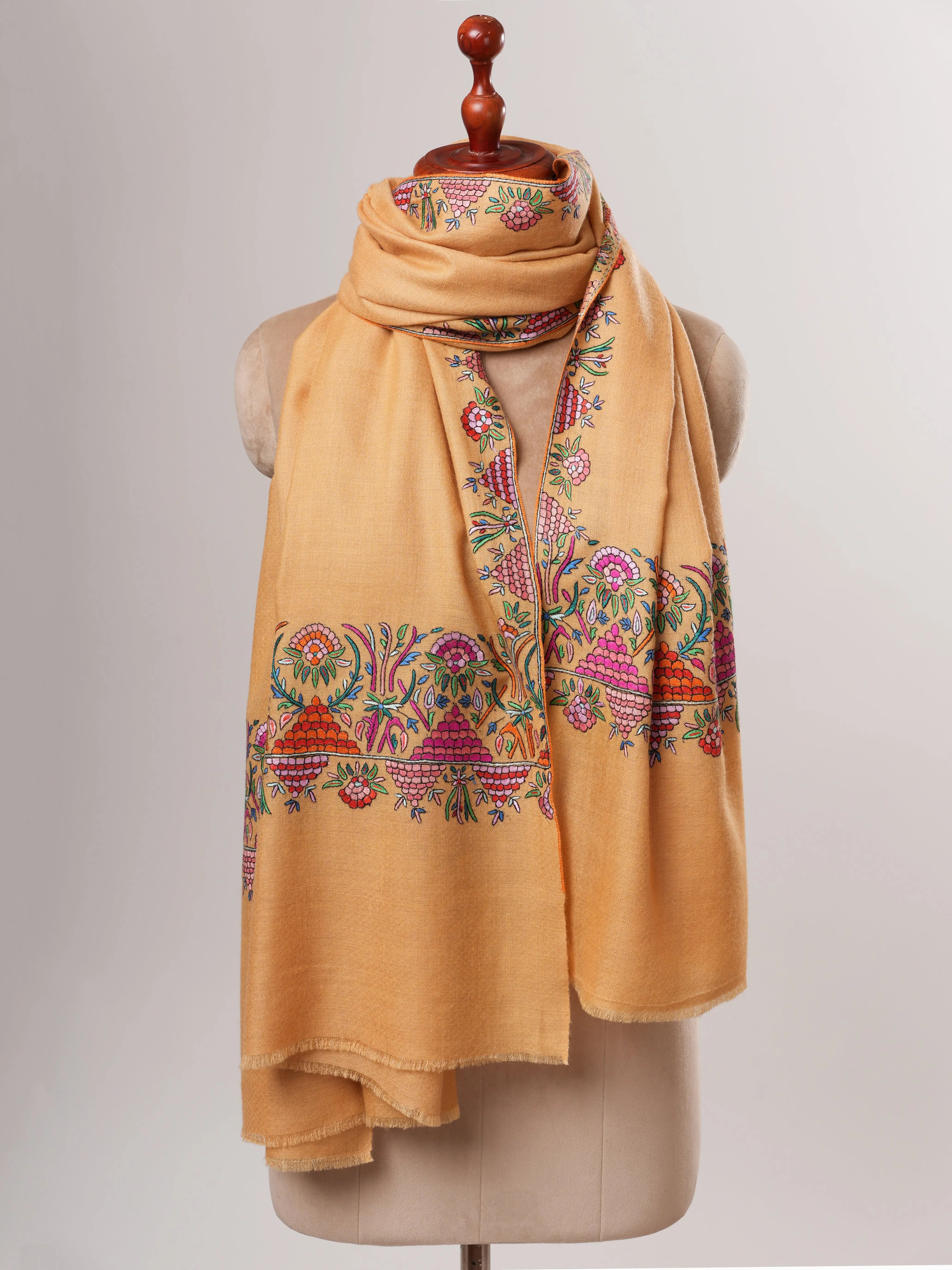 Handloomed Kashmiri Pashmina Shawl – Papier Machie Embroidered Palla Motif Shahkaar