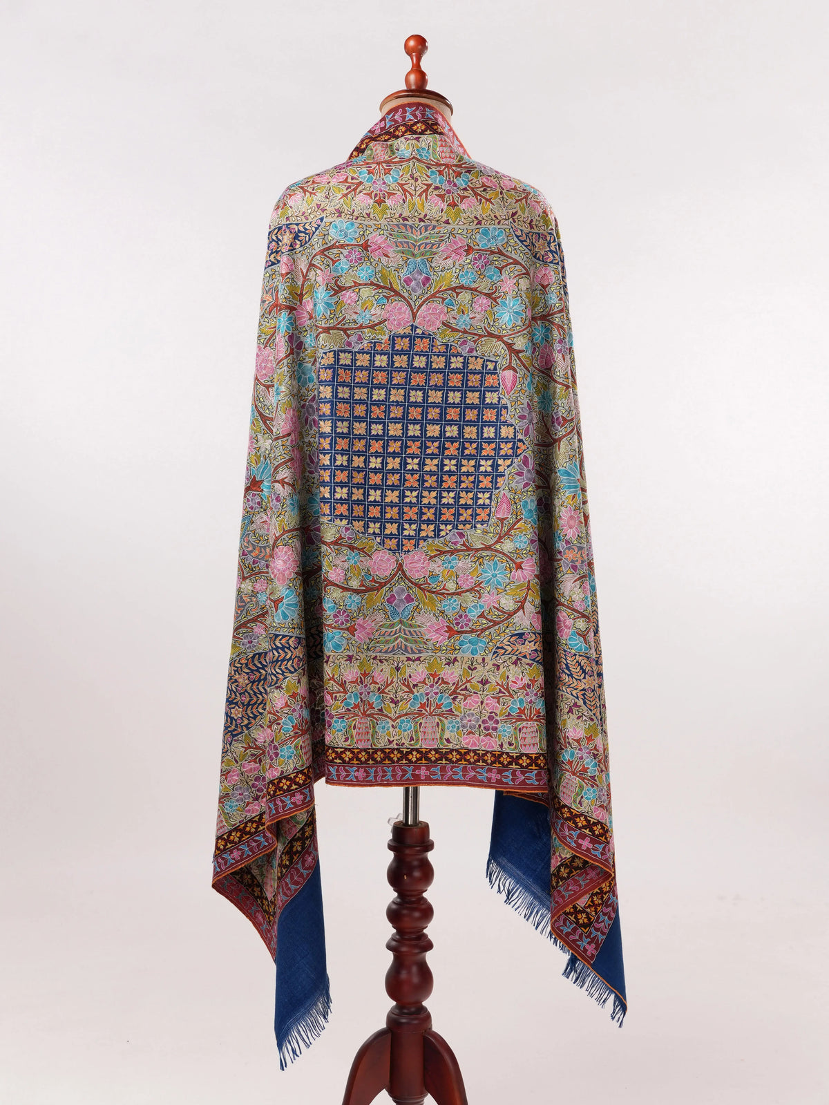 Traditional Kalamkari Hand Embroidered Handwoven Pashmina Shawl Shahkaar.com