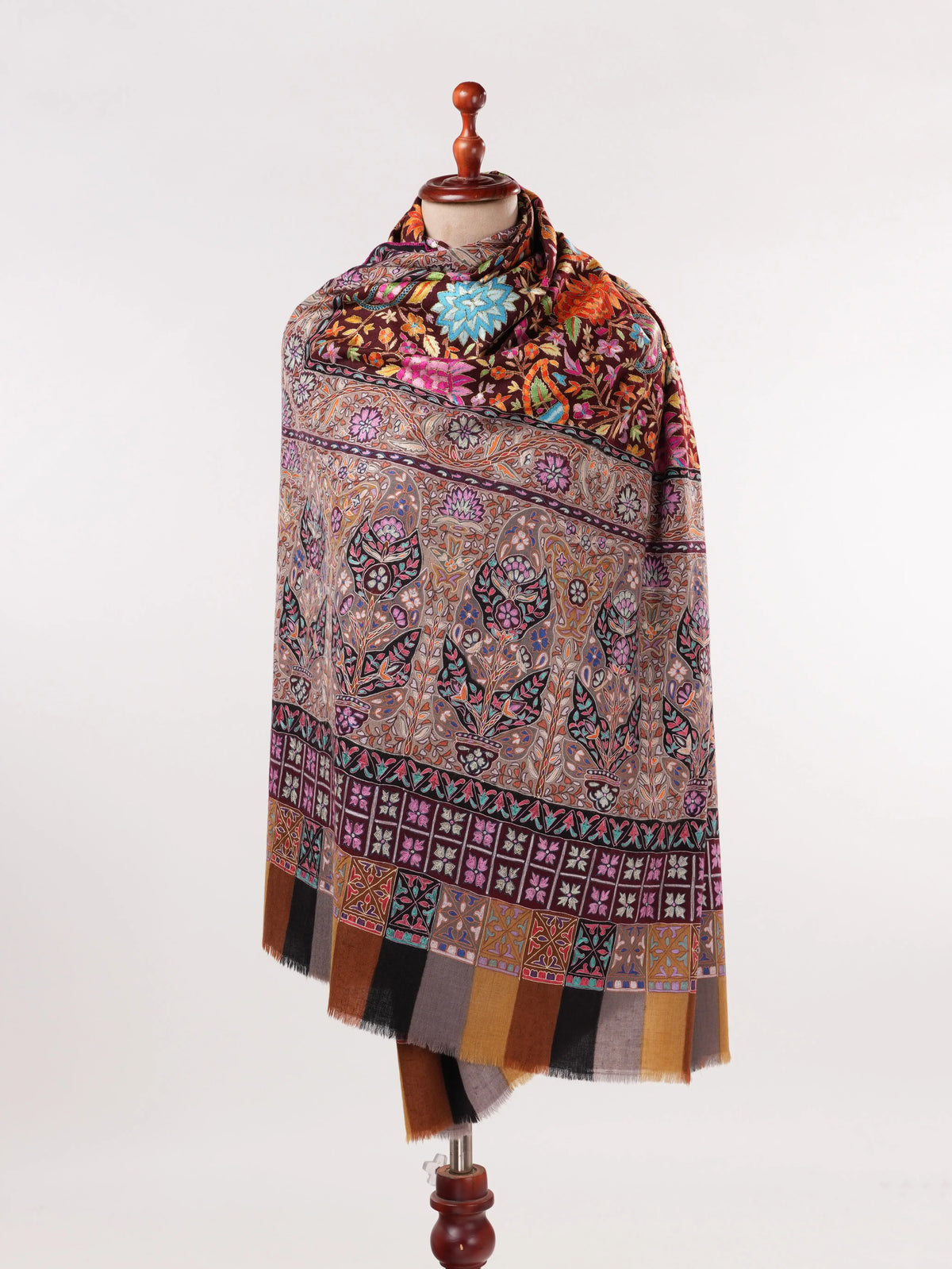 Finest Handwoven Pashmina Shawl with Hand Kalamkari Embroidery Shahkaar.com