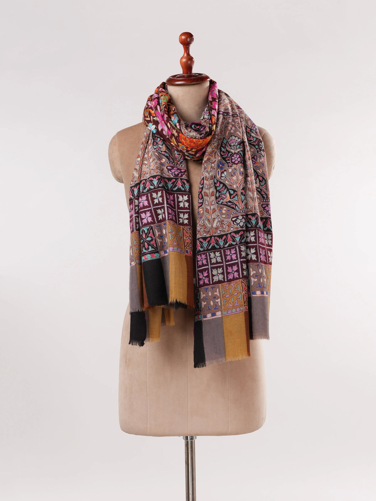 Finest Handwoven Pashmina Shawl with Hand Kalamkari Embroidery Shahkaar.com