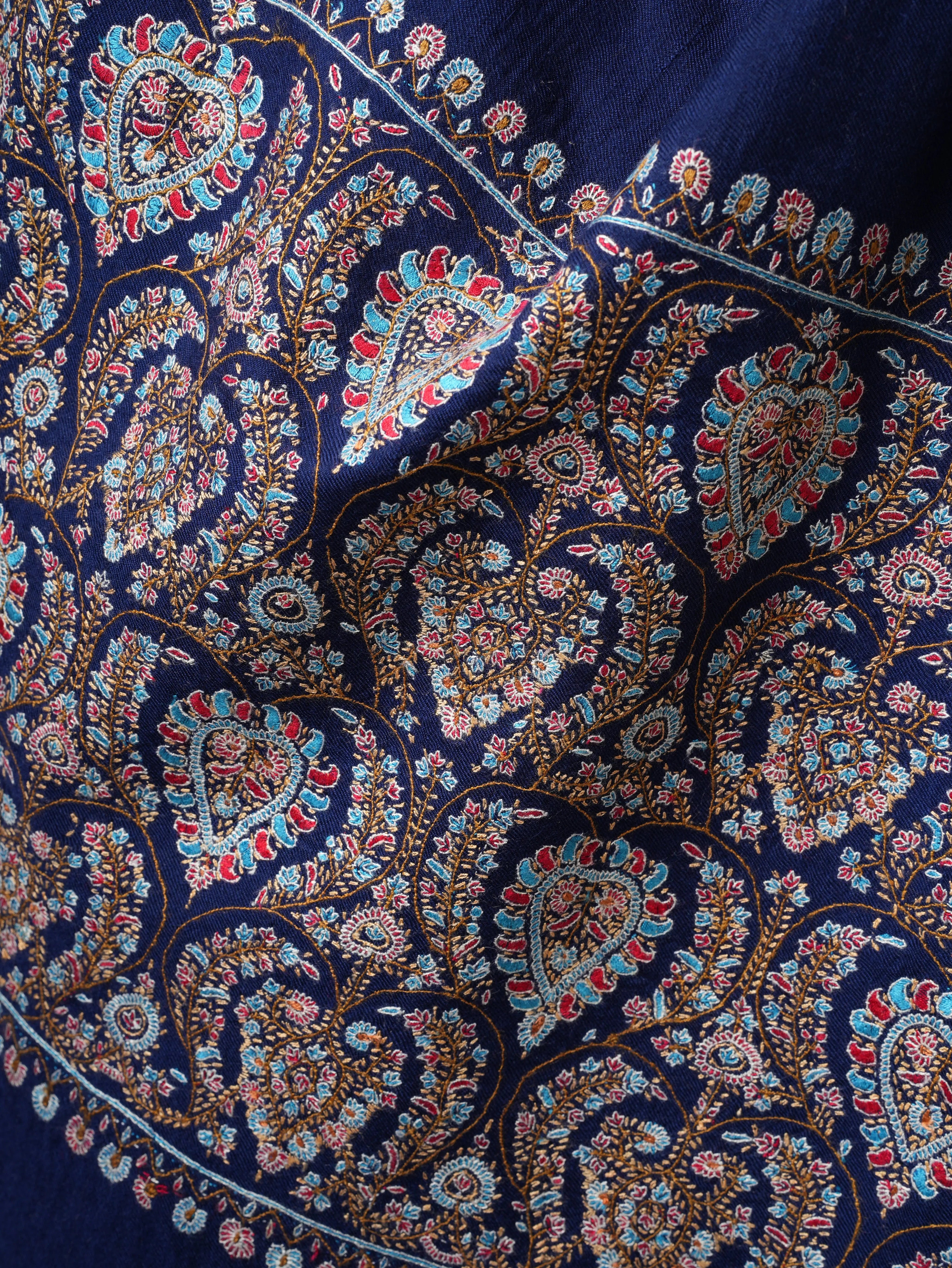 Dark Blue Kashmiri Pashmina Shawl – Palla Sozni Hand Embroidery Shahkaar
