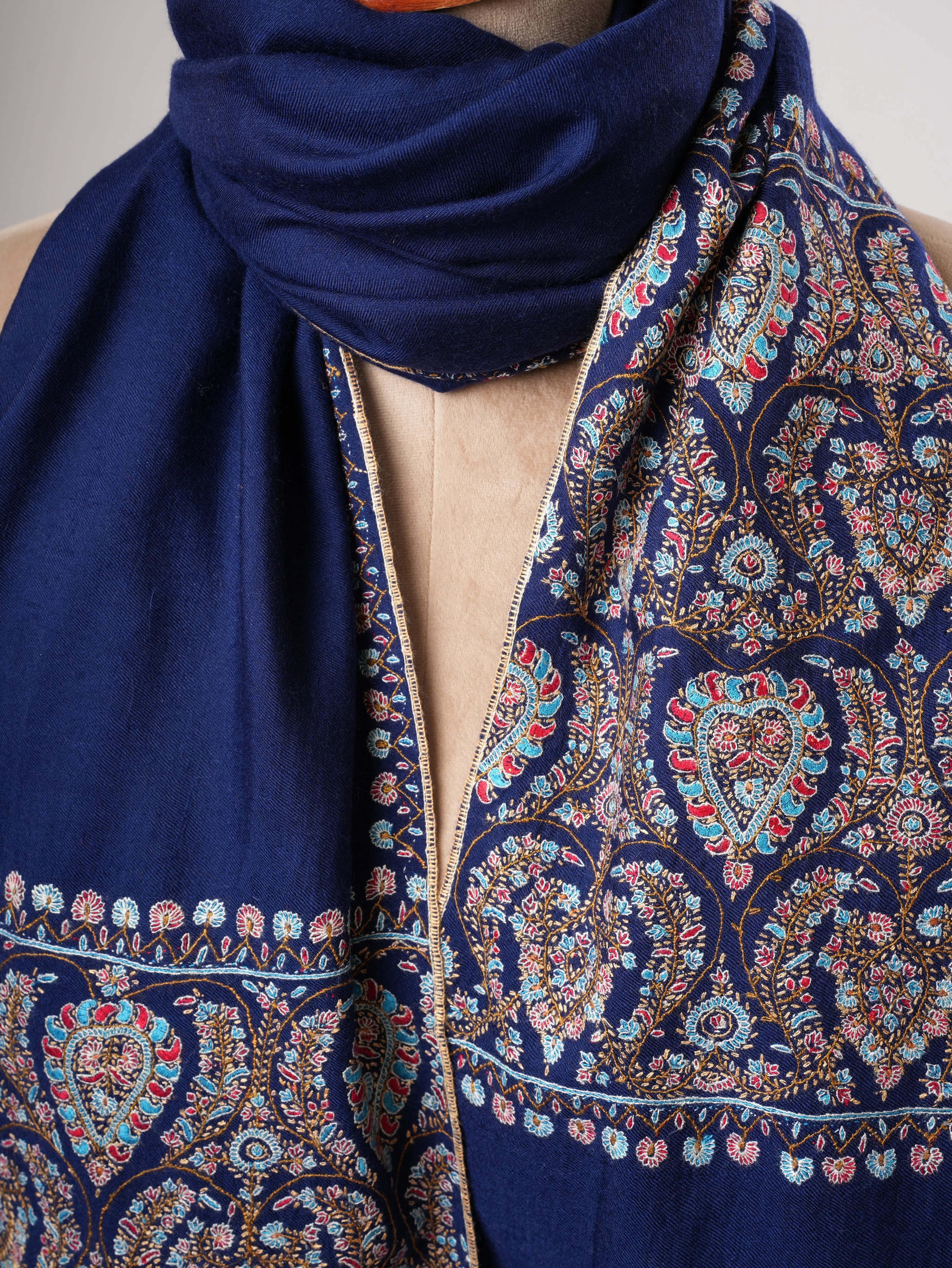 Dark Blue Kashmiri Pashmina Shawl – Palla Sozni Hand Embroidery Shahkaar
