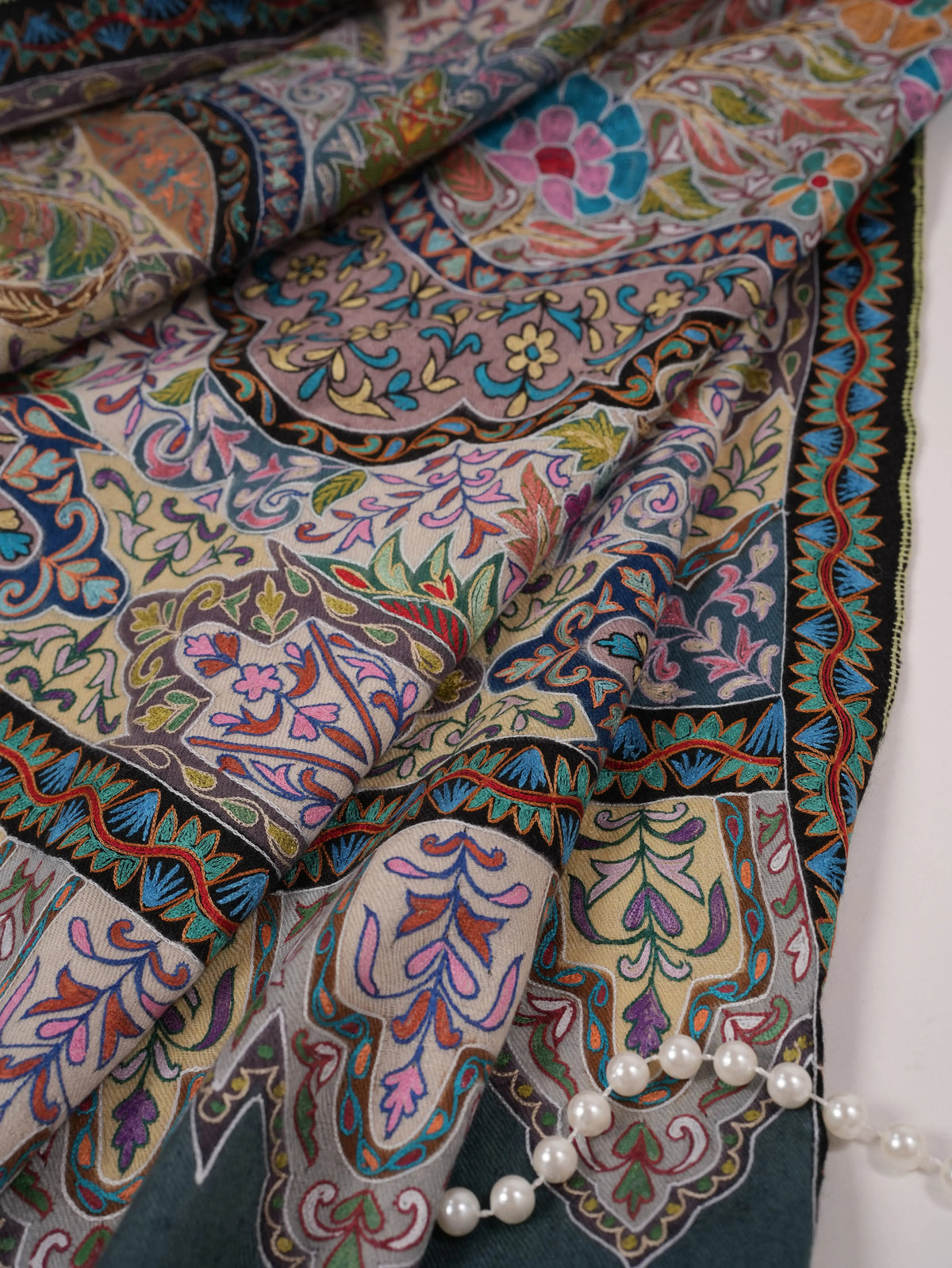 Kalamkari Hand Embroidered Grey Handwoven Pashmina Shawl Shahkaar.com