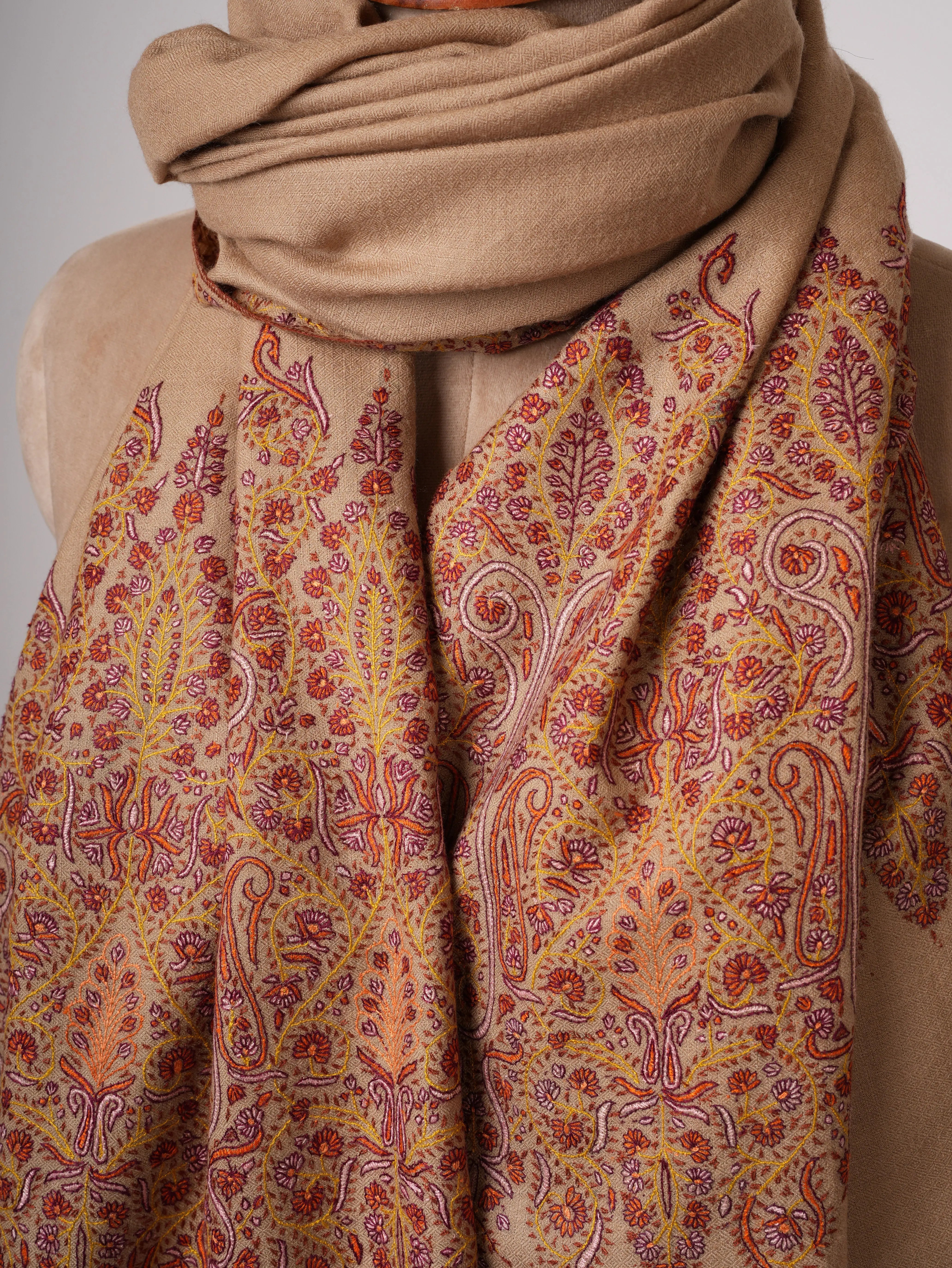 Handwoven Beige Pashmina Shawl with Delicate Palla Motifs Shahkaar