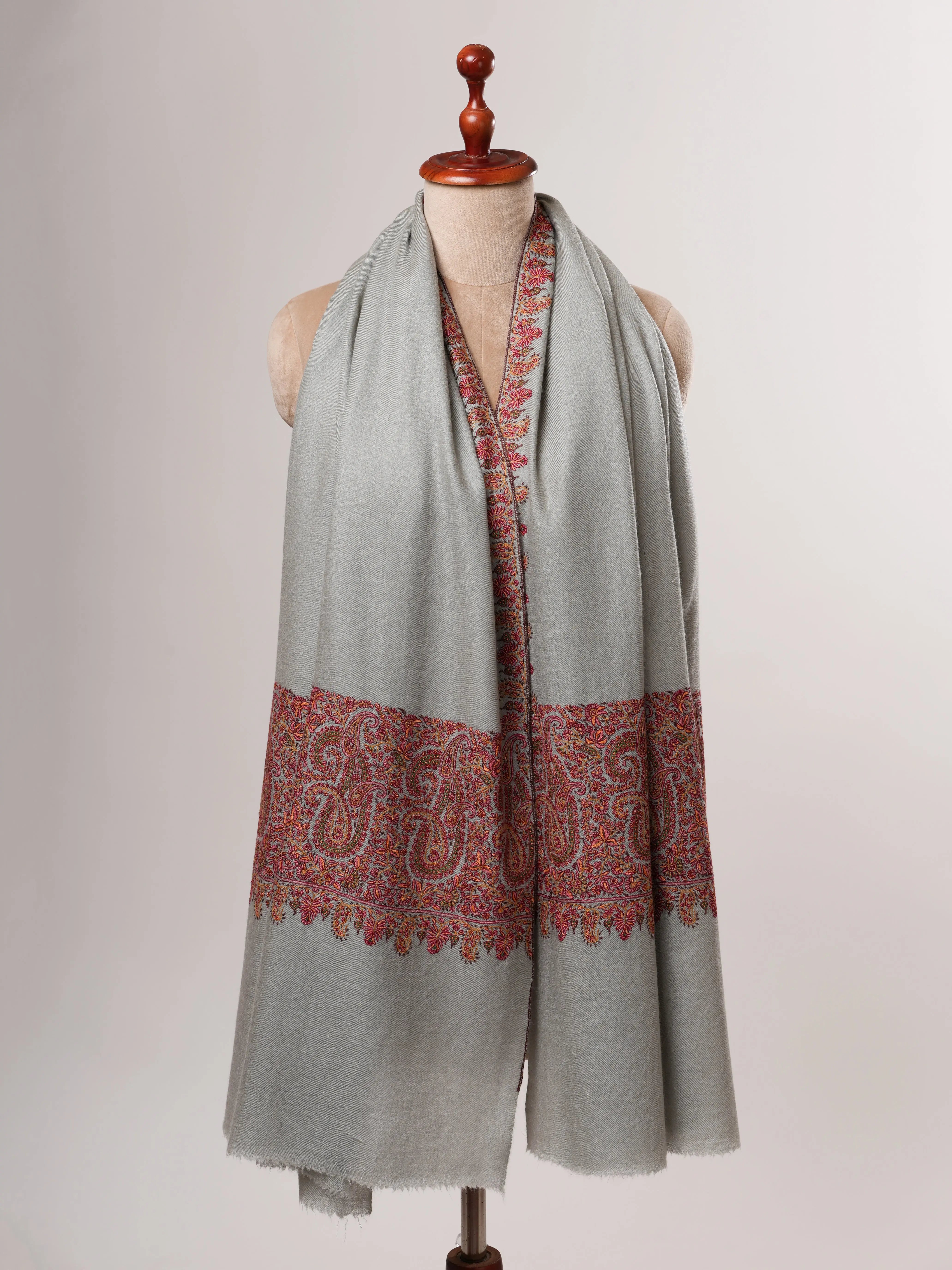 Grey Pashmina Shawl – Hand-Embroidered Paisley Palla Design Shahkaar