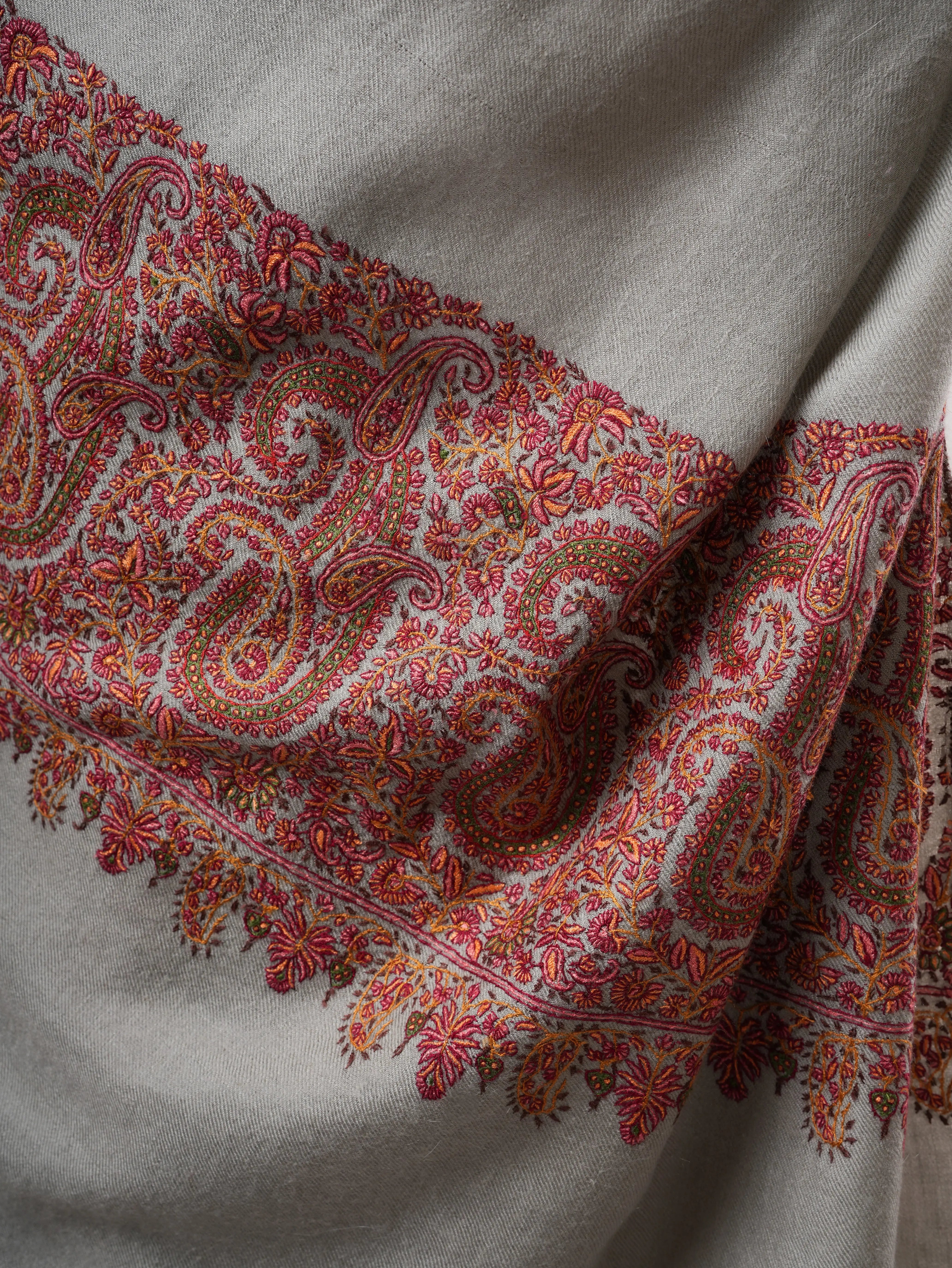 Grey Pashmina Shawl – Hand-Embroidered Paisley Palla Design Shahkaar