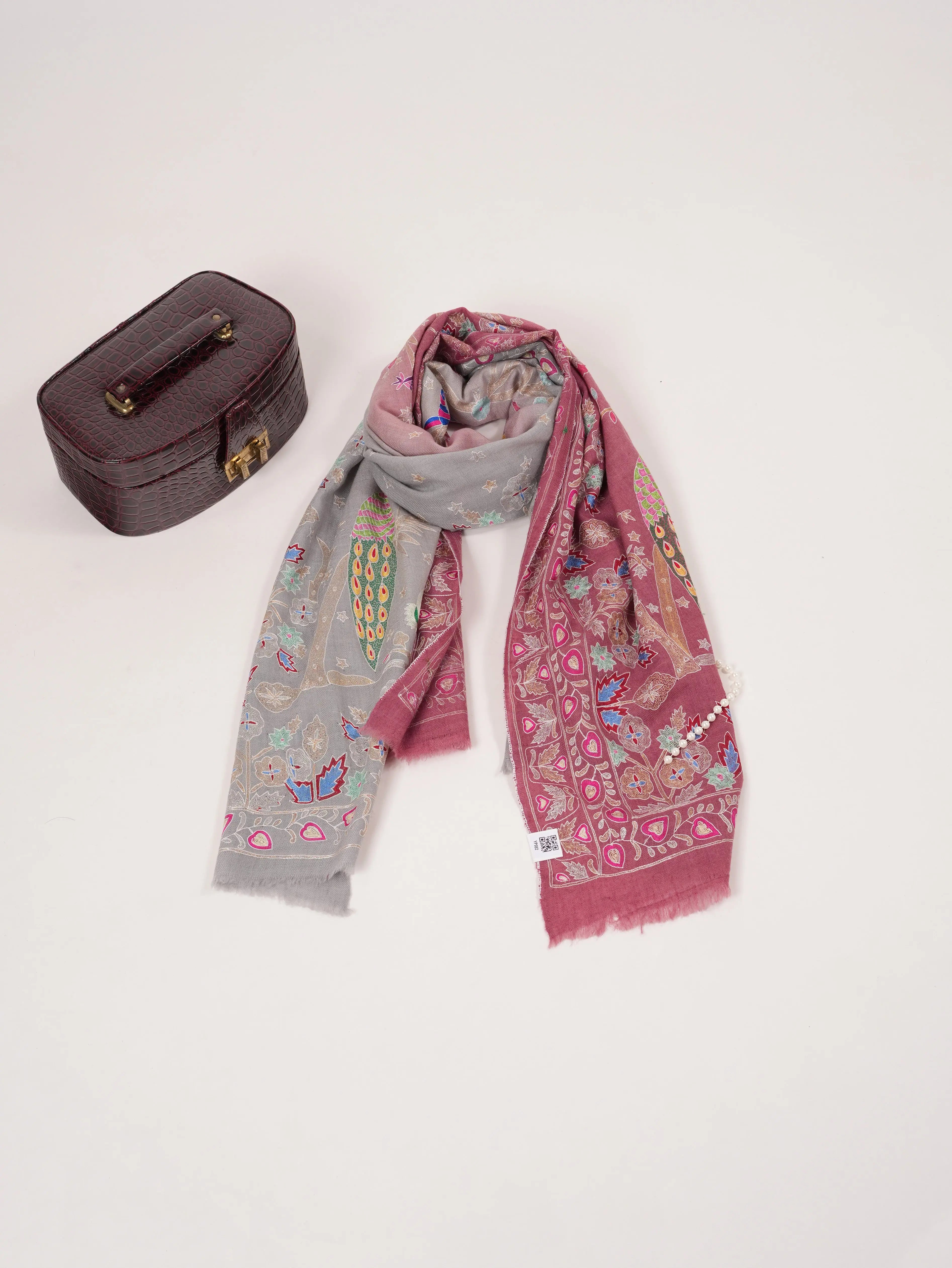 Kalamkari Dual Shade Handwoven Pashmina Shawl with Hand Embroidery Shahkaar.com
