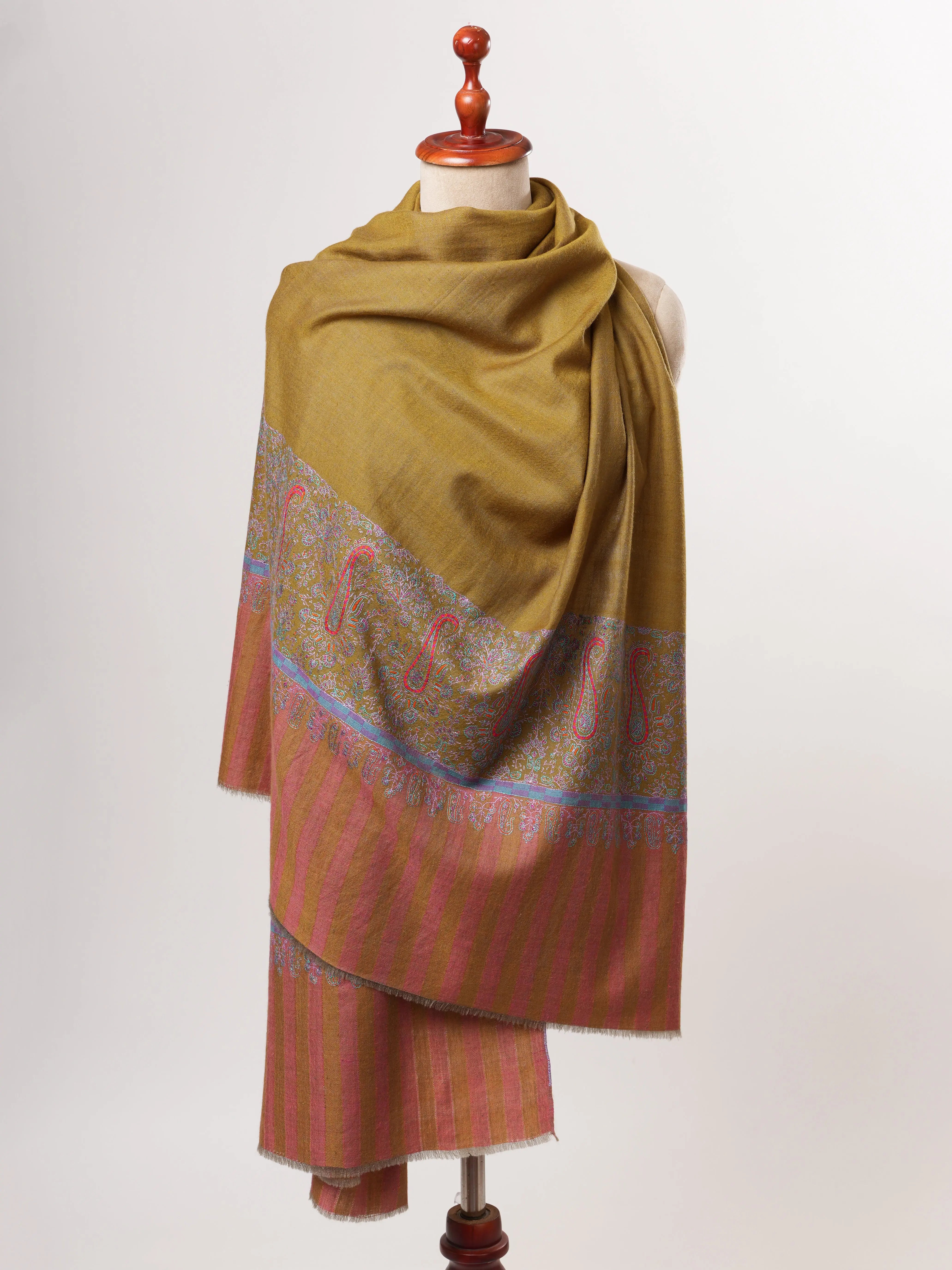Palla Embroidered Kashmiri Pashmina Shawl – Handwoven Hand Embroidered Shahkaar