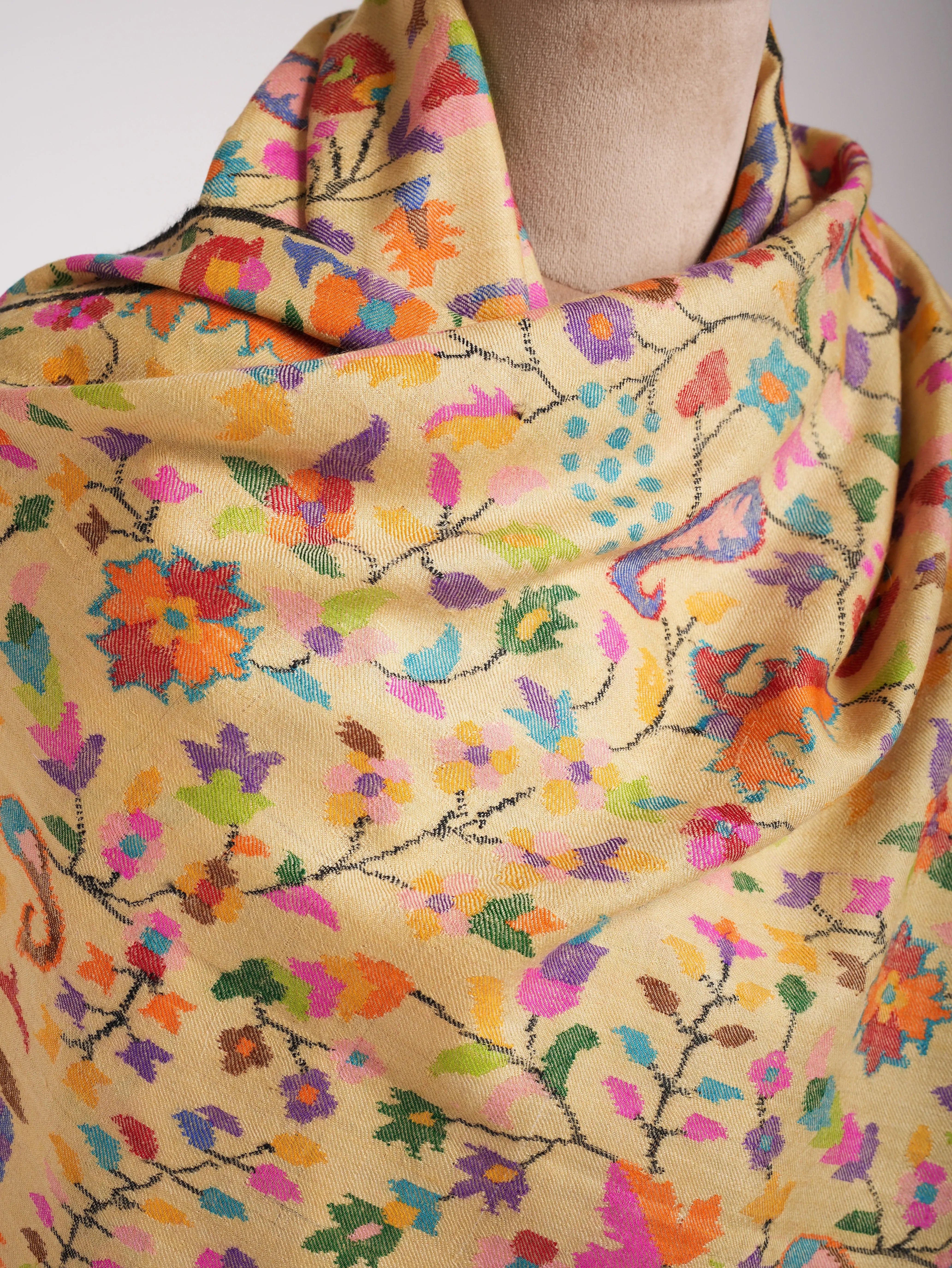 Yellow Handwoven Kashmiri Kani Pashmina Shawl Shahkaar