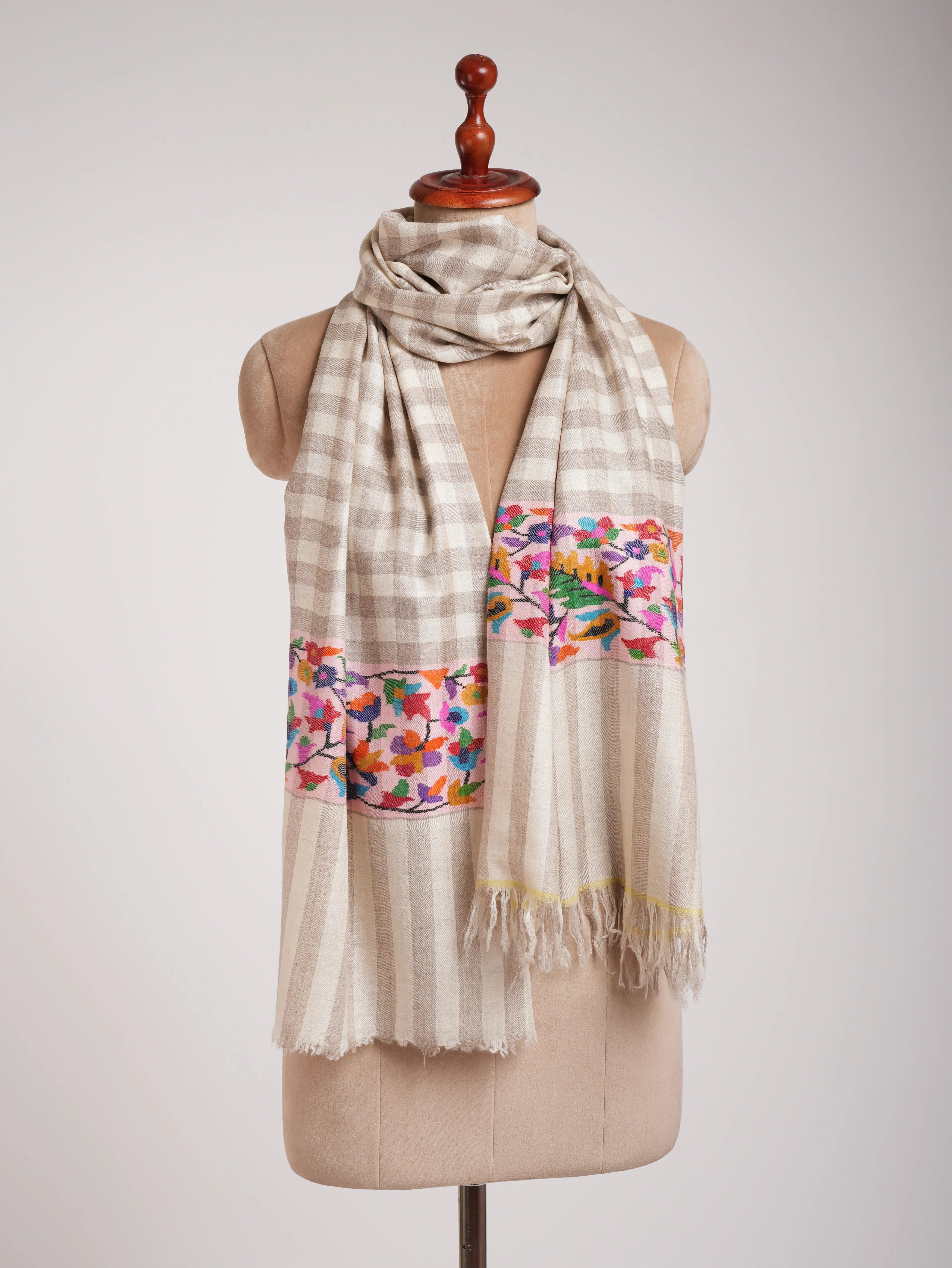 Zati and White Handwoven Multicolor Kani Pashmina Stole Shahkaar