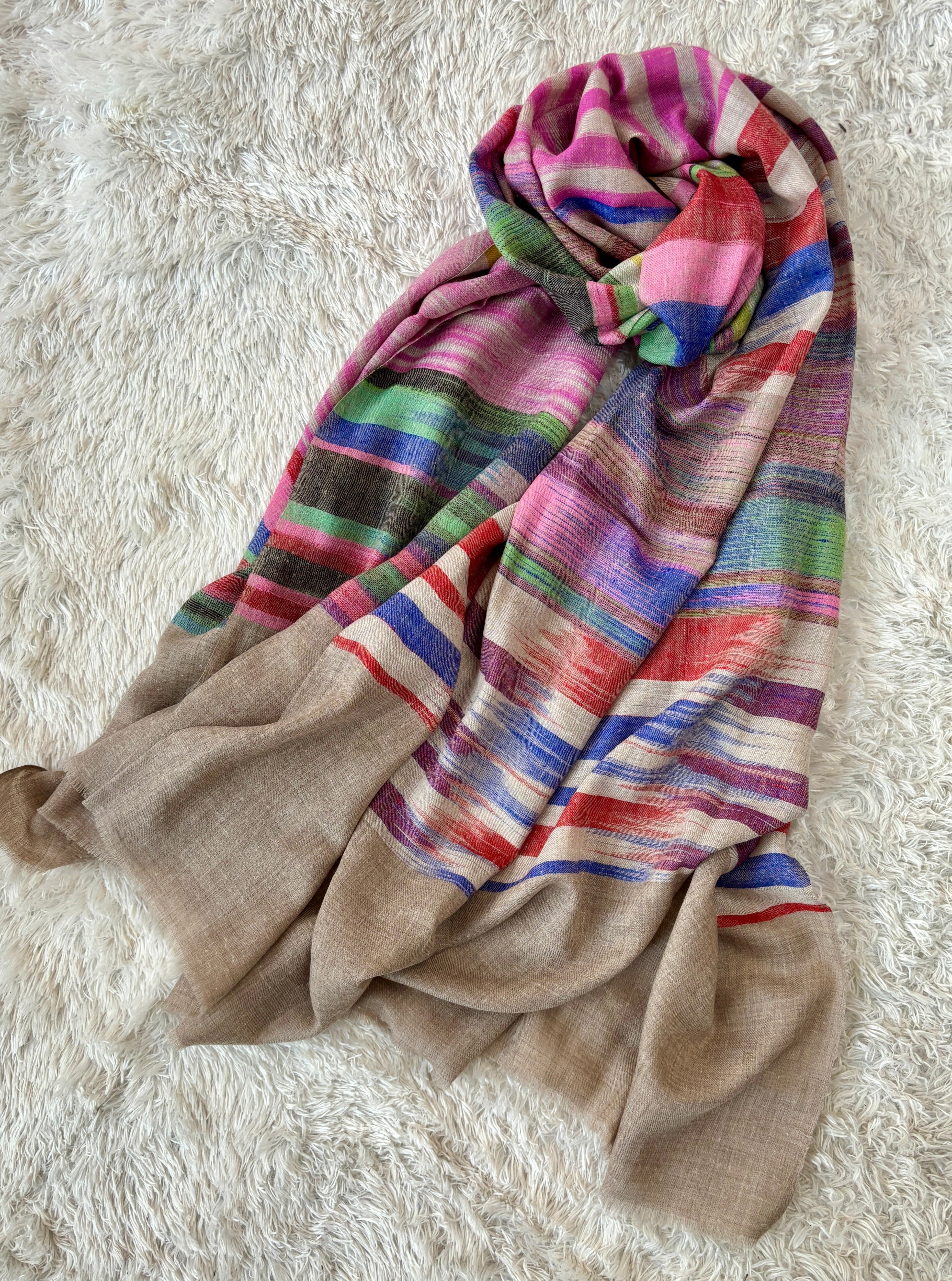 MAGIC WEAVE Handloomed Pashmina Shahkaar