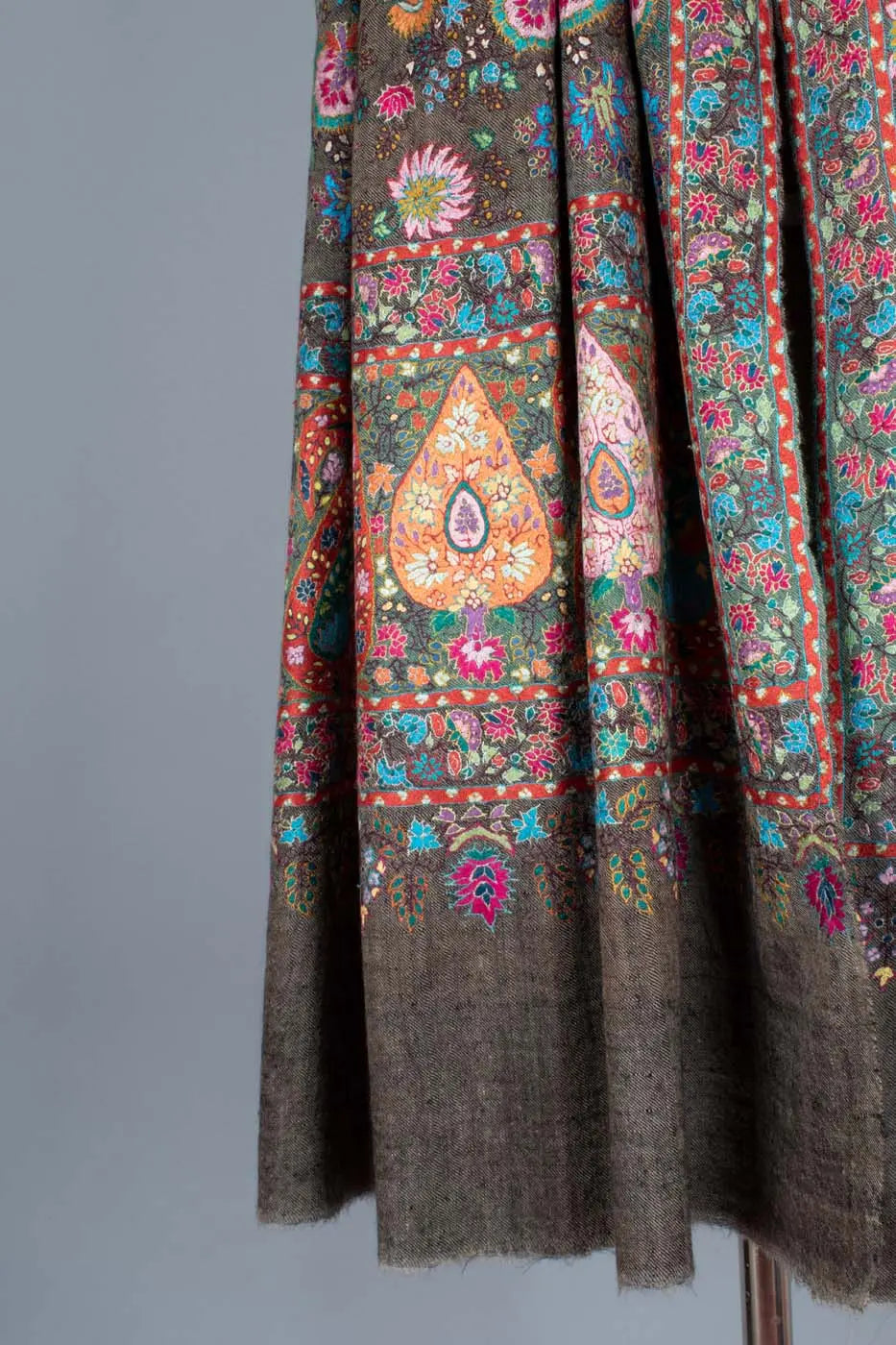 AABIDA - 40x80" Shahkaar