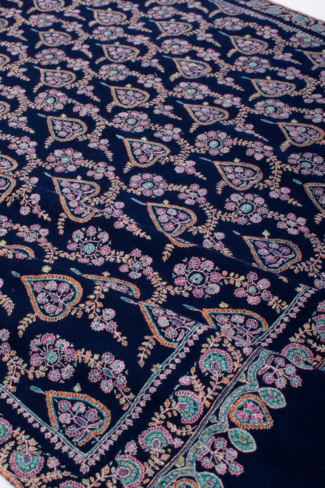 AYLA - 40x80" Shahkaar