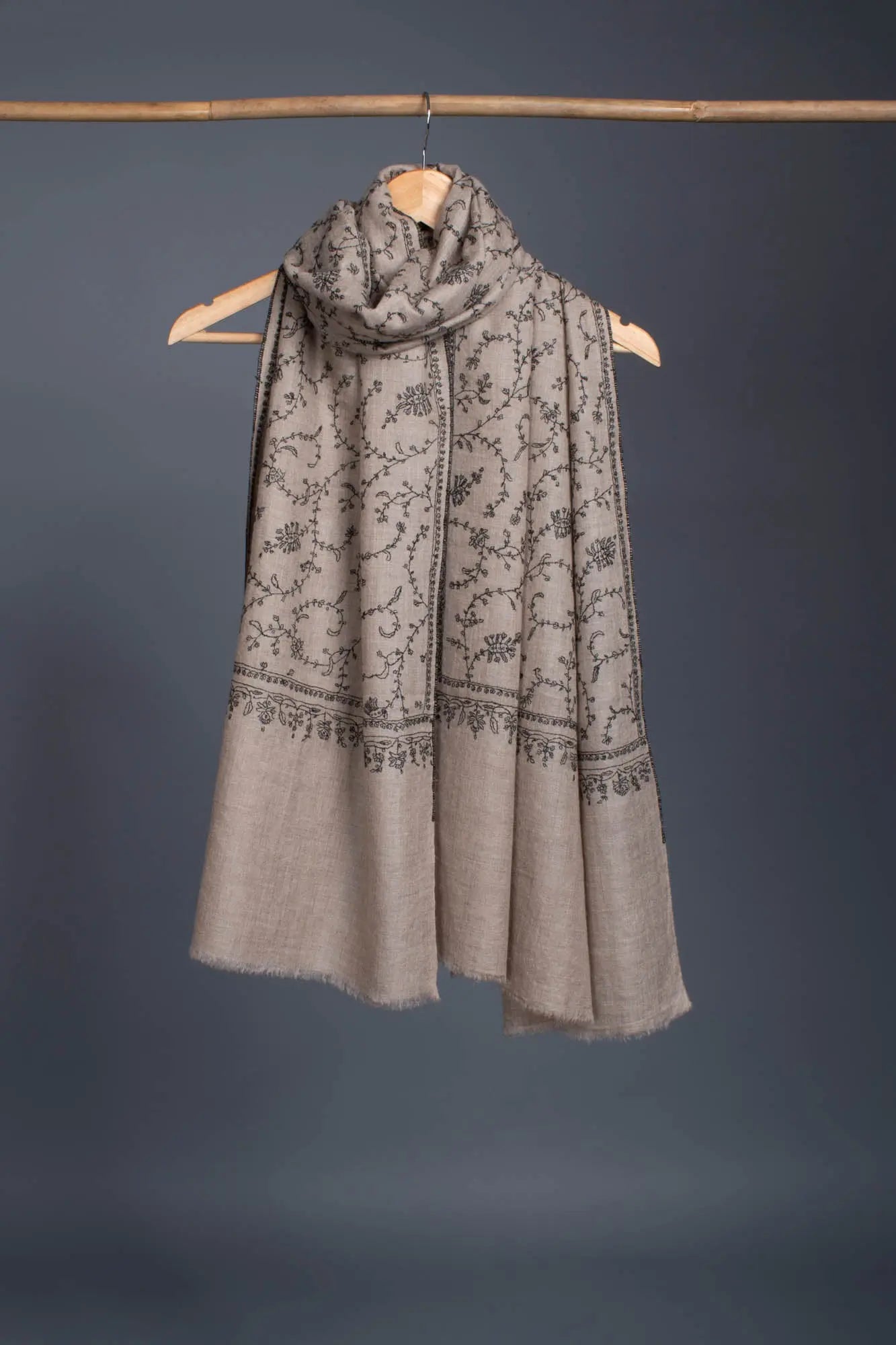 Beige and Black Kashmiri Pashmina Scarf - KAYSERBERG Shahkaar