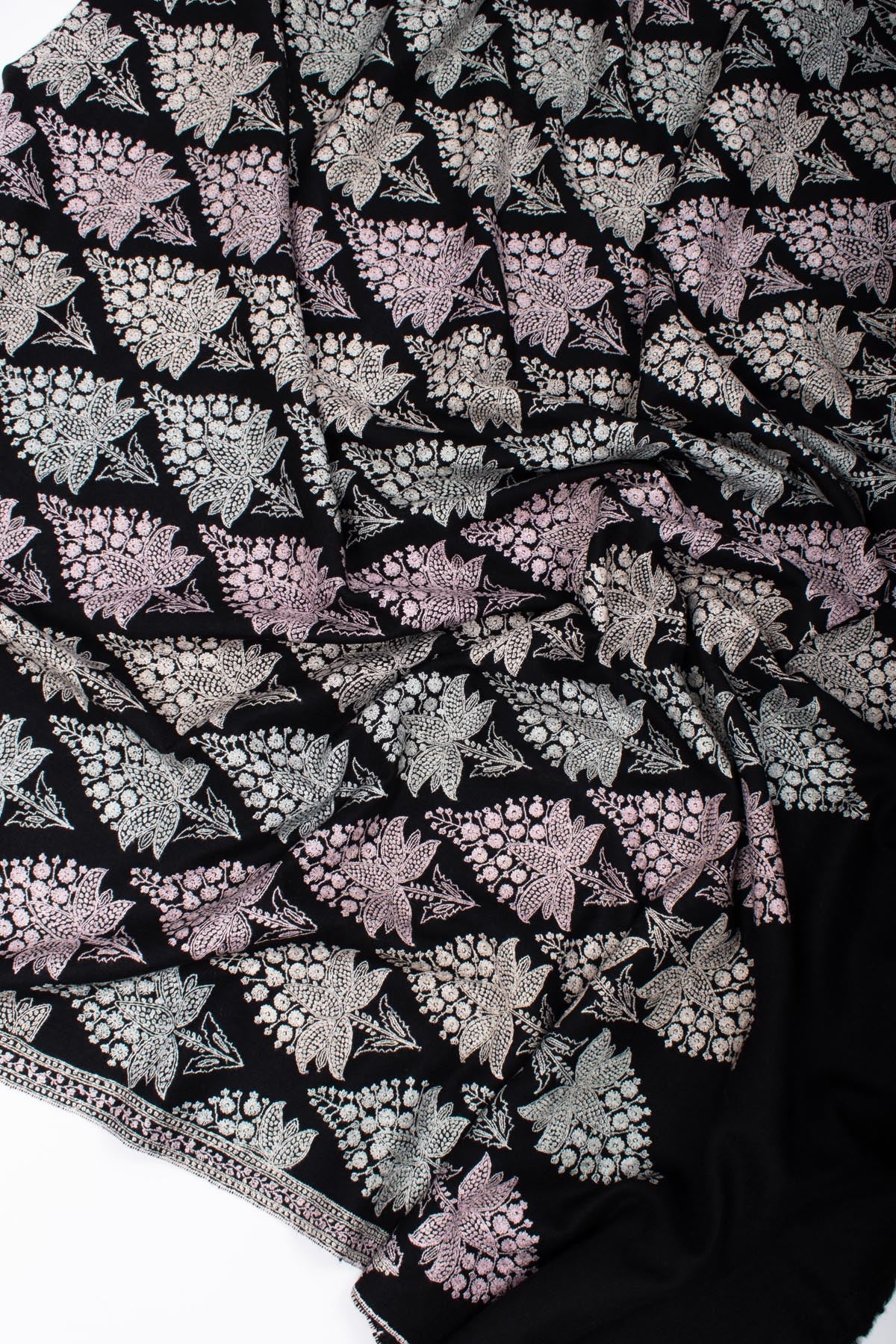 Scialle di pashmina nera adornata con ricami vibranti - Napier