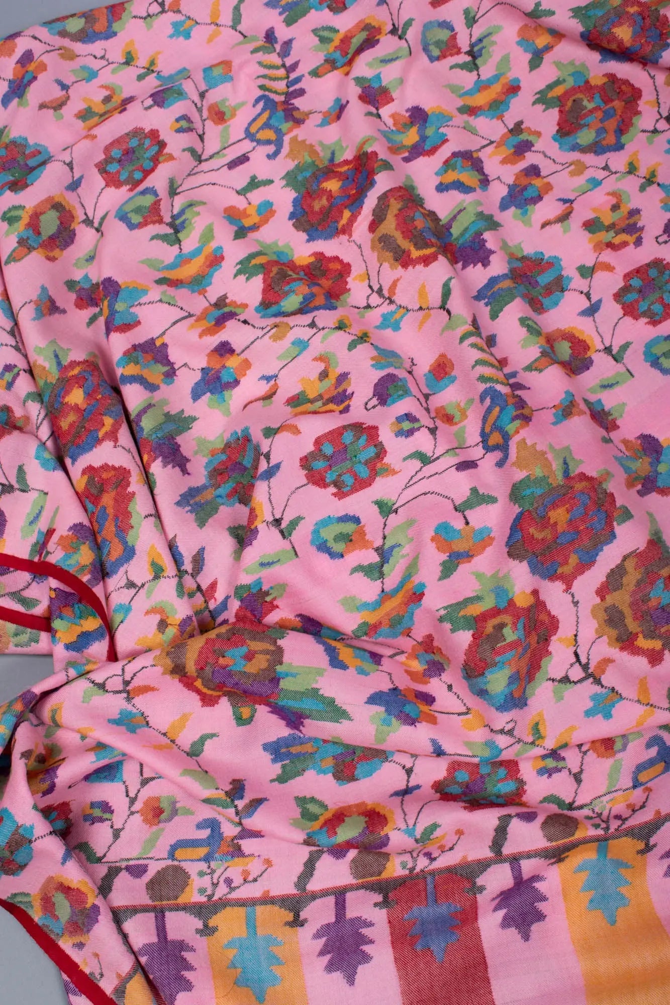 CASARES - 40x80" Shahkaar
