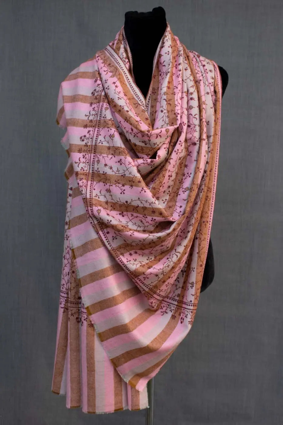 AMAARA - 40x80" Shahkaar