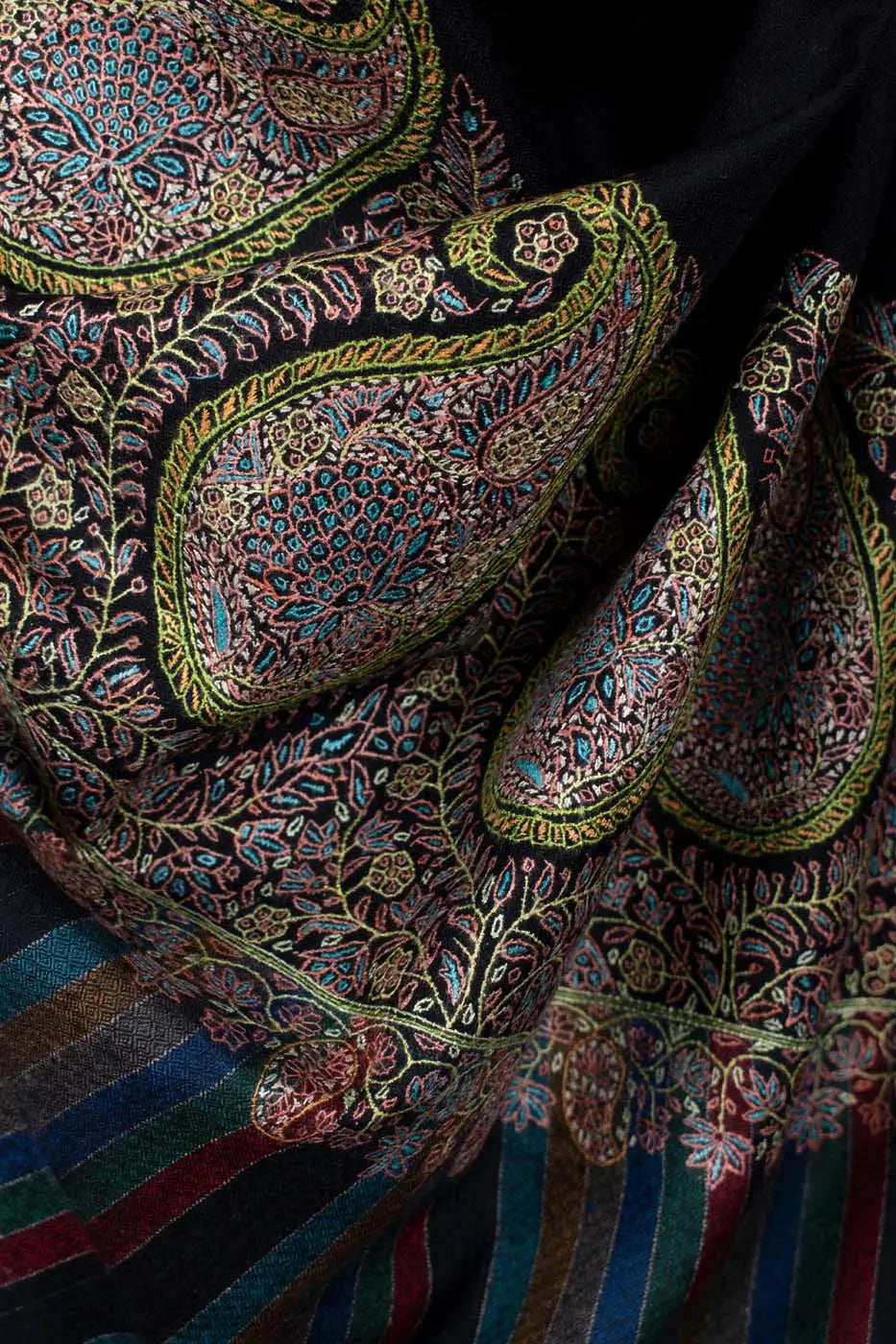 MUQADAS - 40x80" Shahkaar